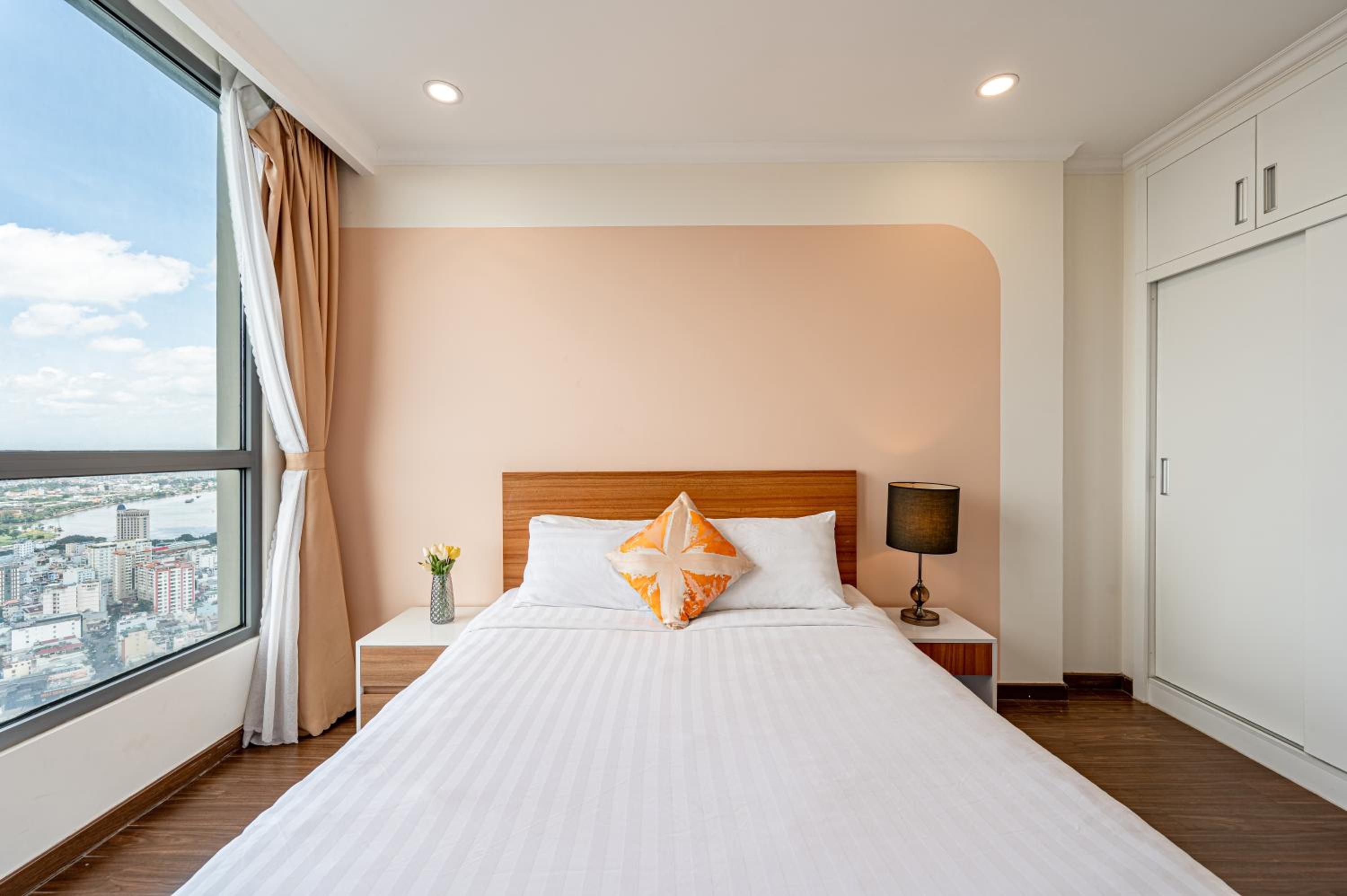 Vinhomes Central Park Premier Apartment
