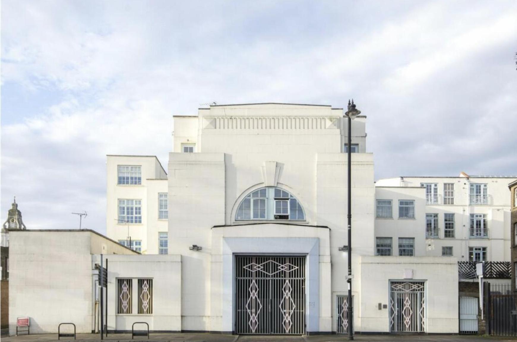 Art Deco Studio in East London