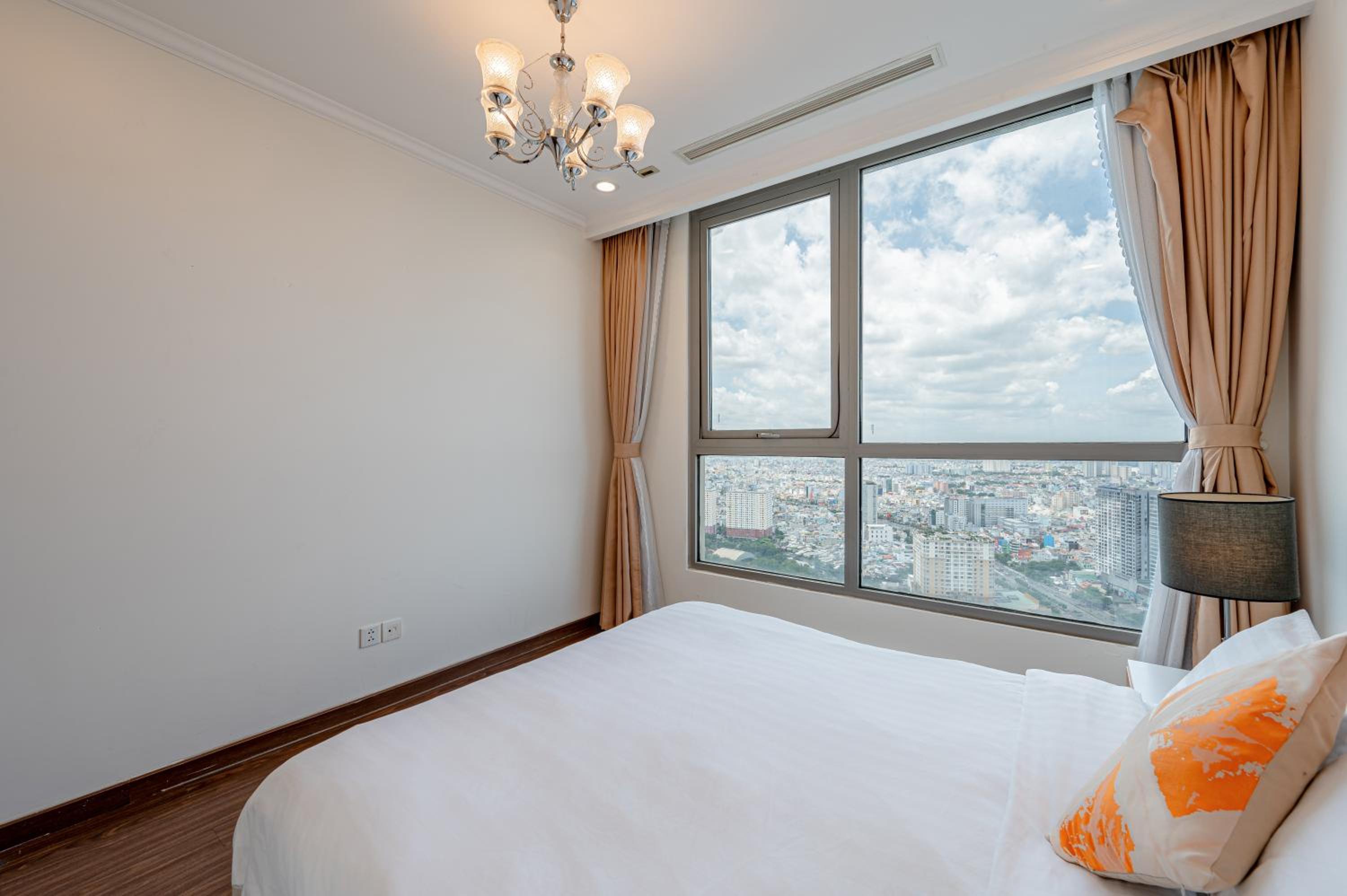 Vinhomes Central Park Premier Apartment
