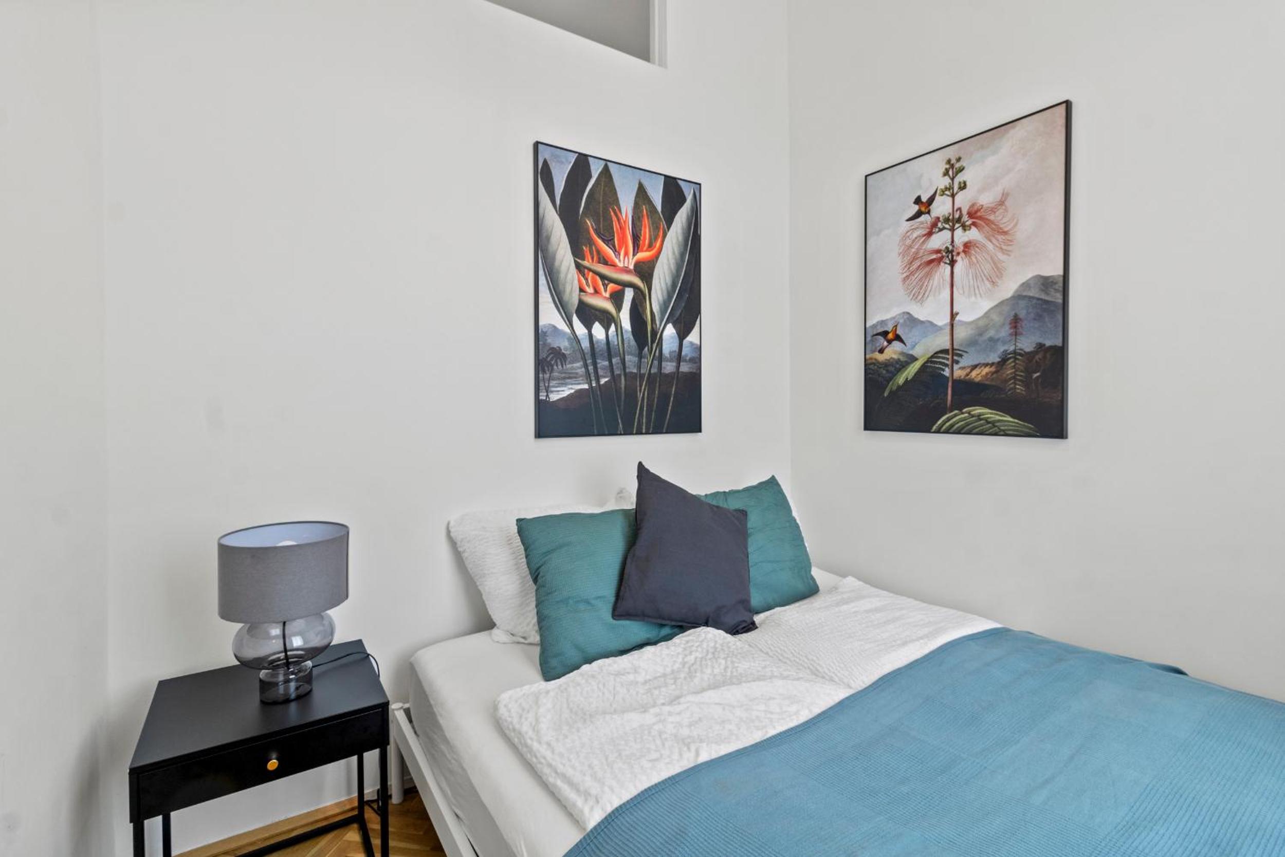 Balcony Apartment, 4 min to U3 Zipperer Straße