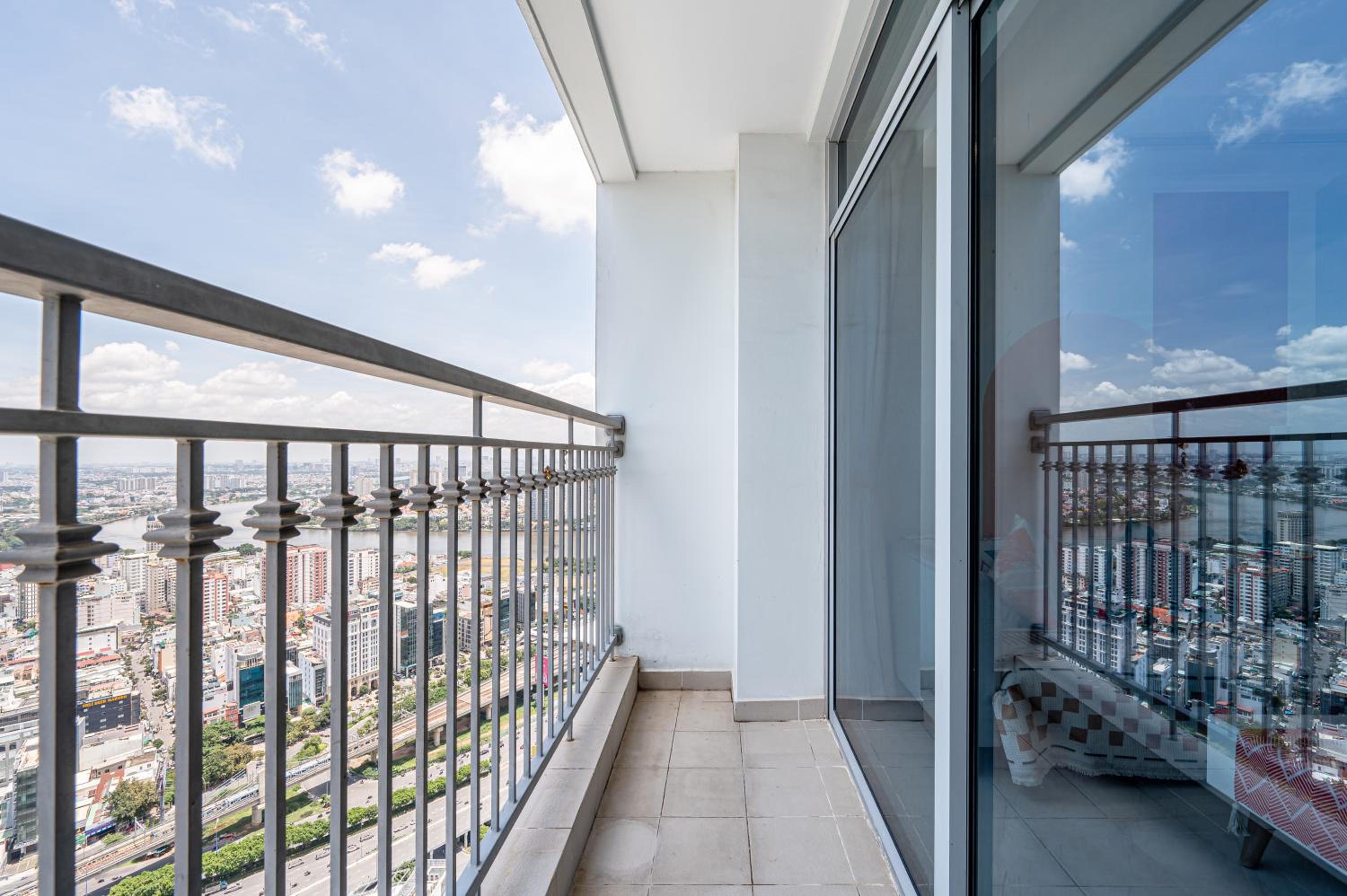 Vinhomes Central Park Premier Apartment