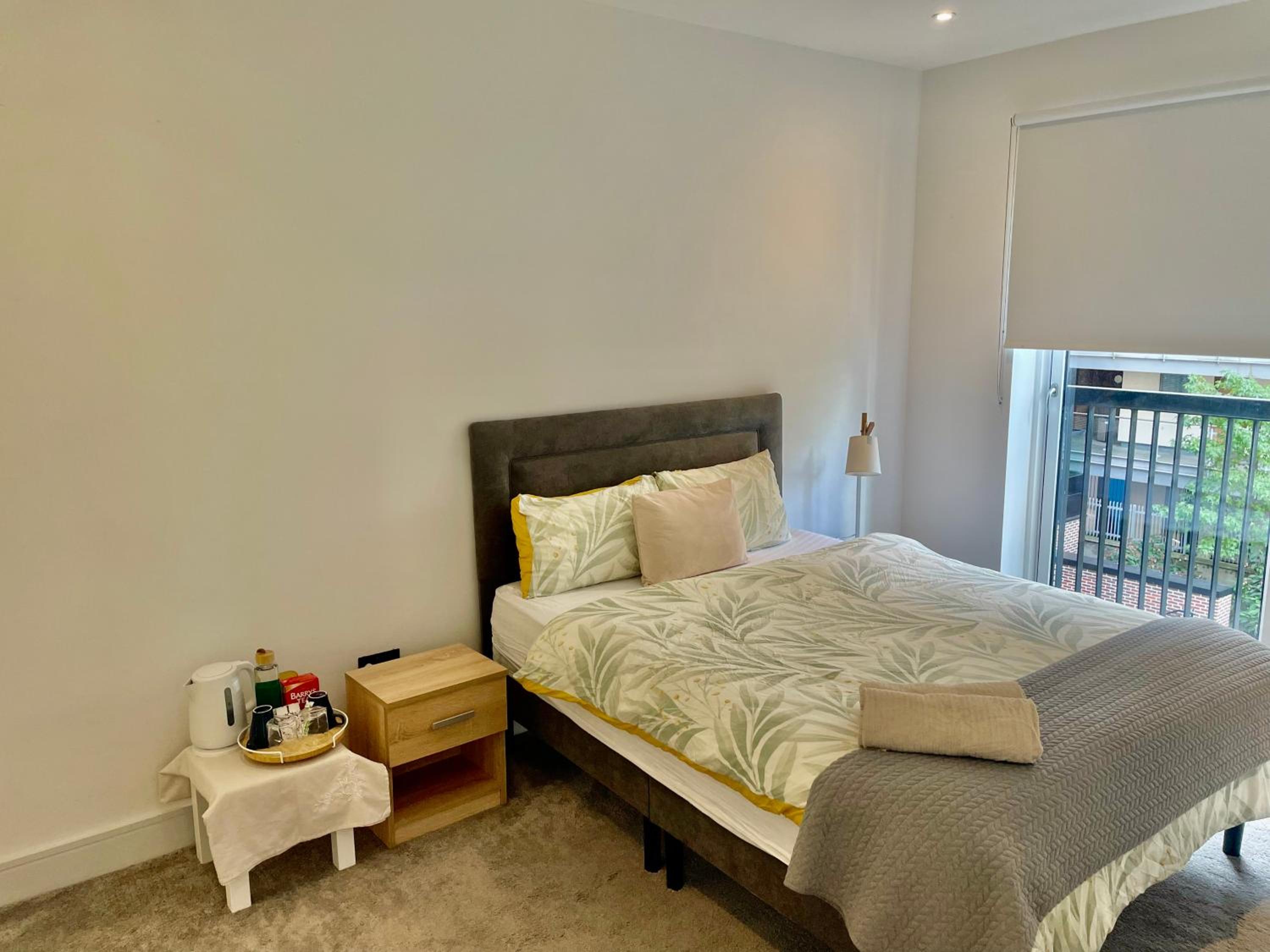 Modern Ensuite Double Bedroom