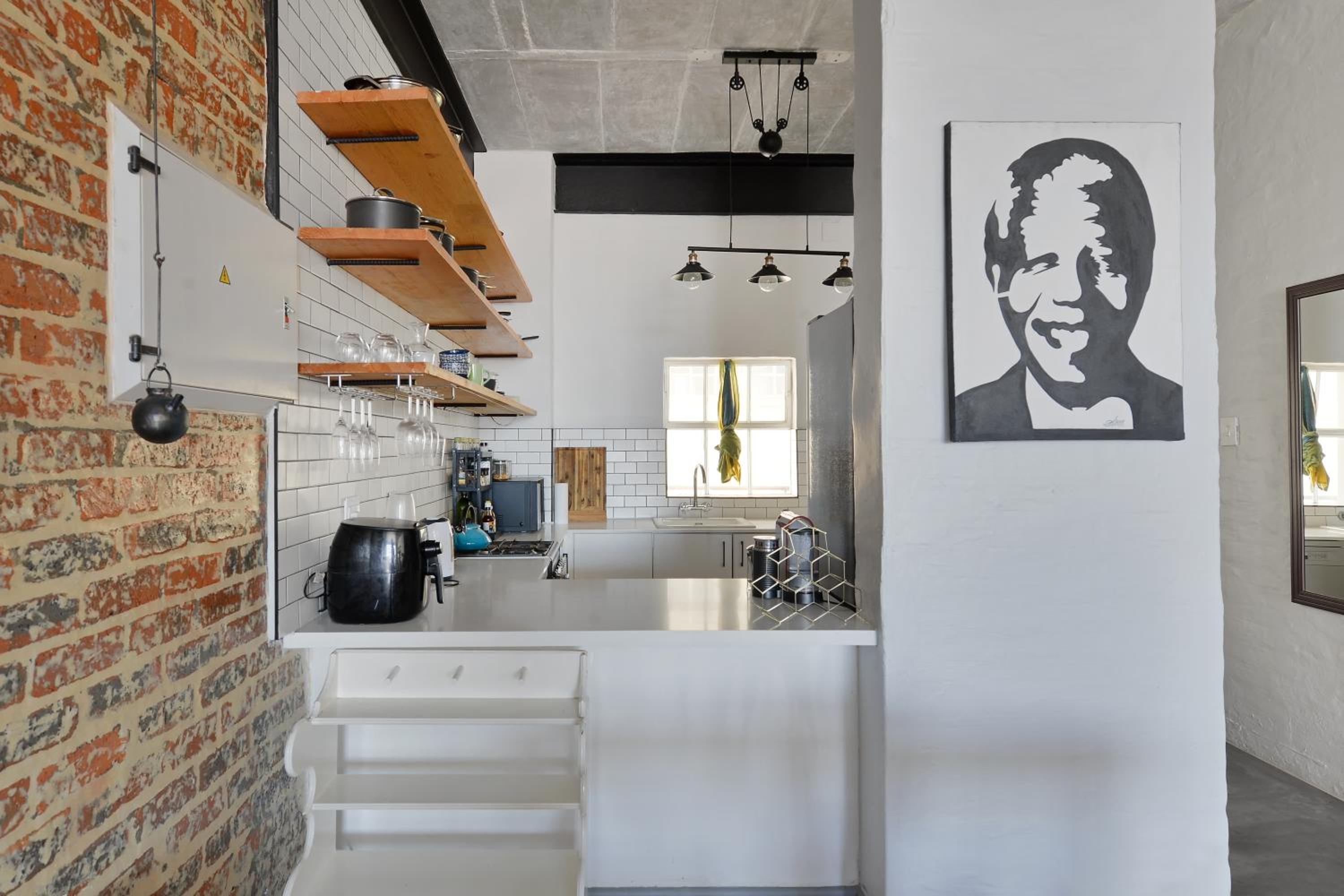 Chic NYC Style Loft: Urban Elegance