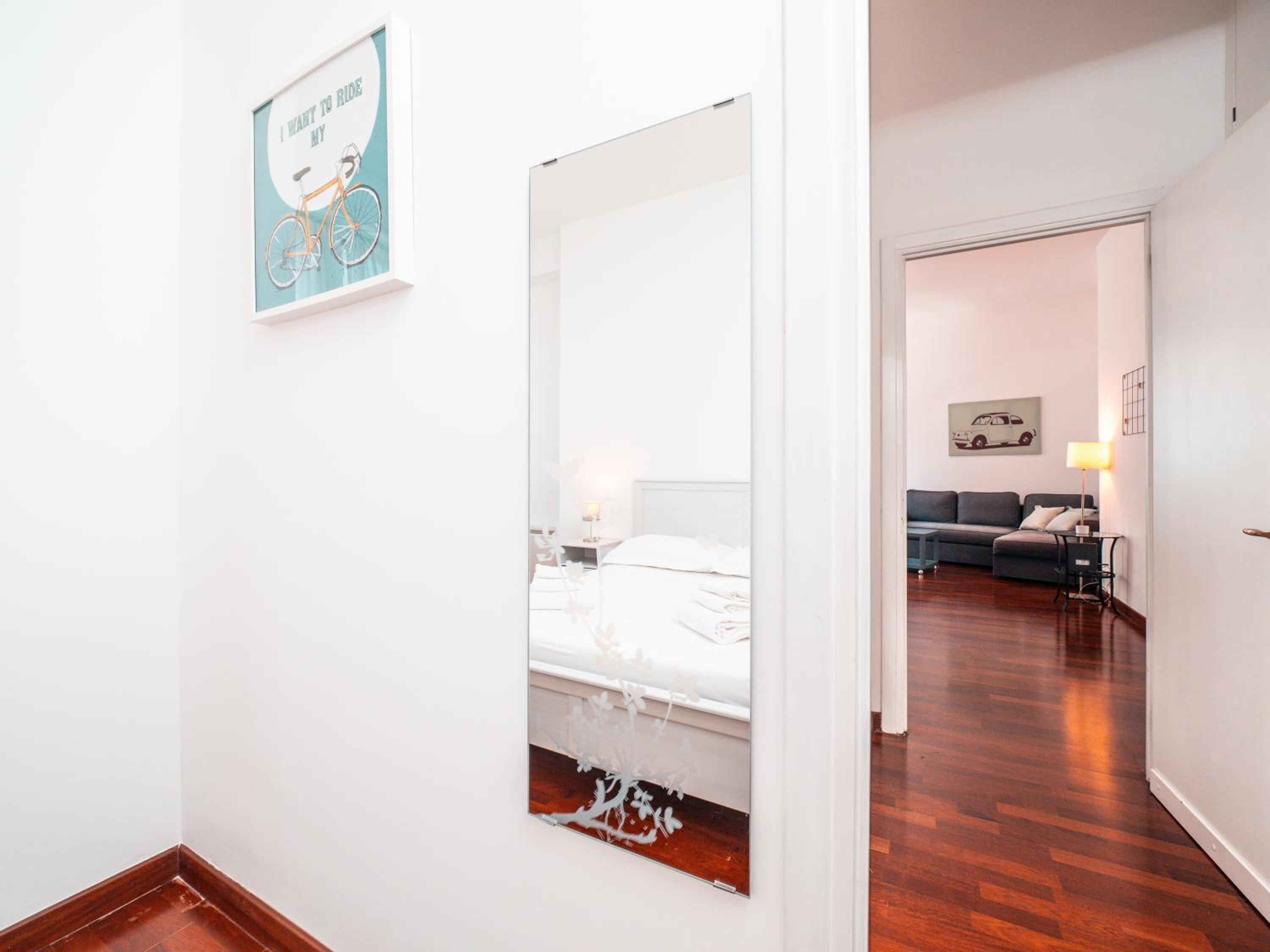 Keys of Italy - Piazza Vetra Roomy apartment