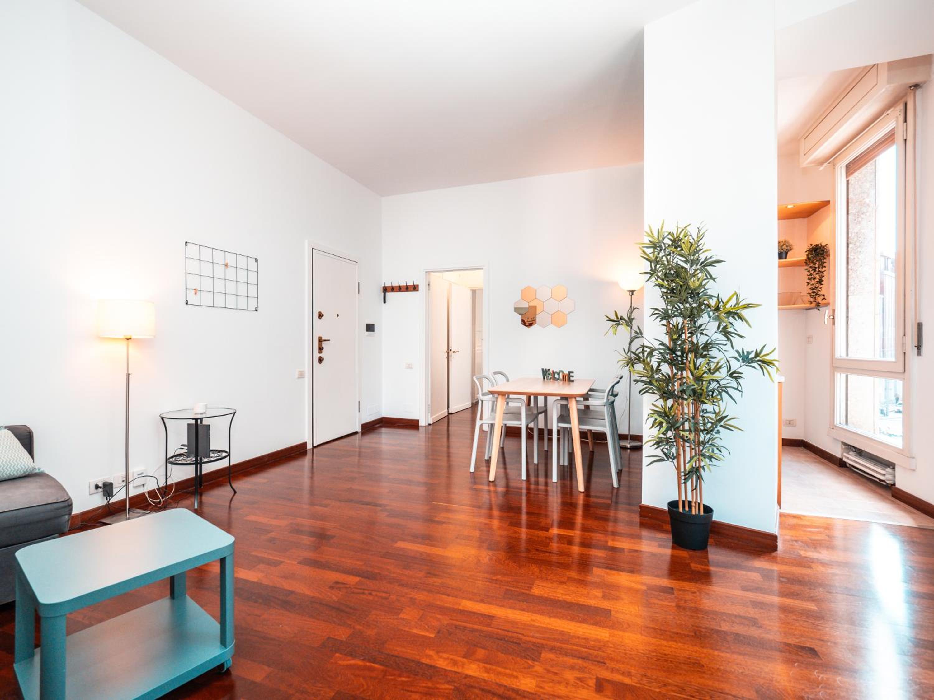 Keys of Italy - Piazza Vetra Roomy apartment