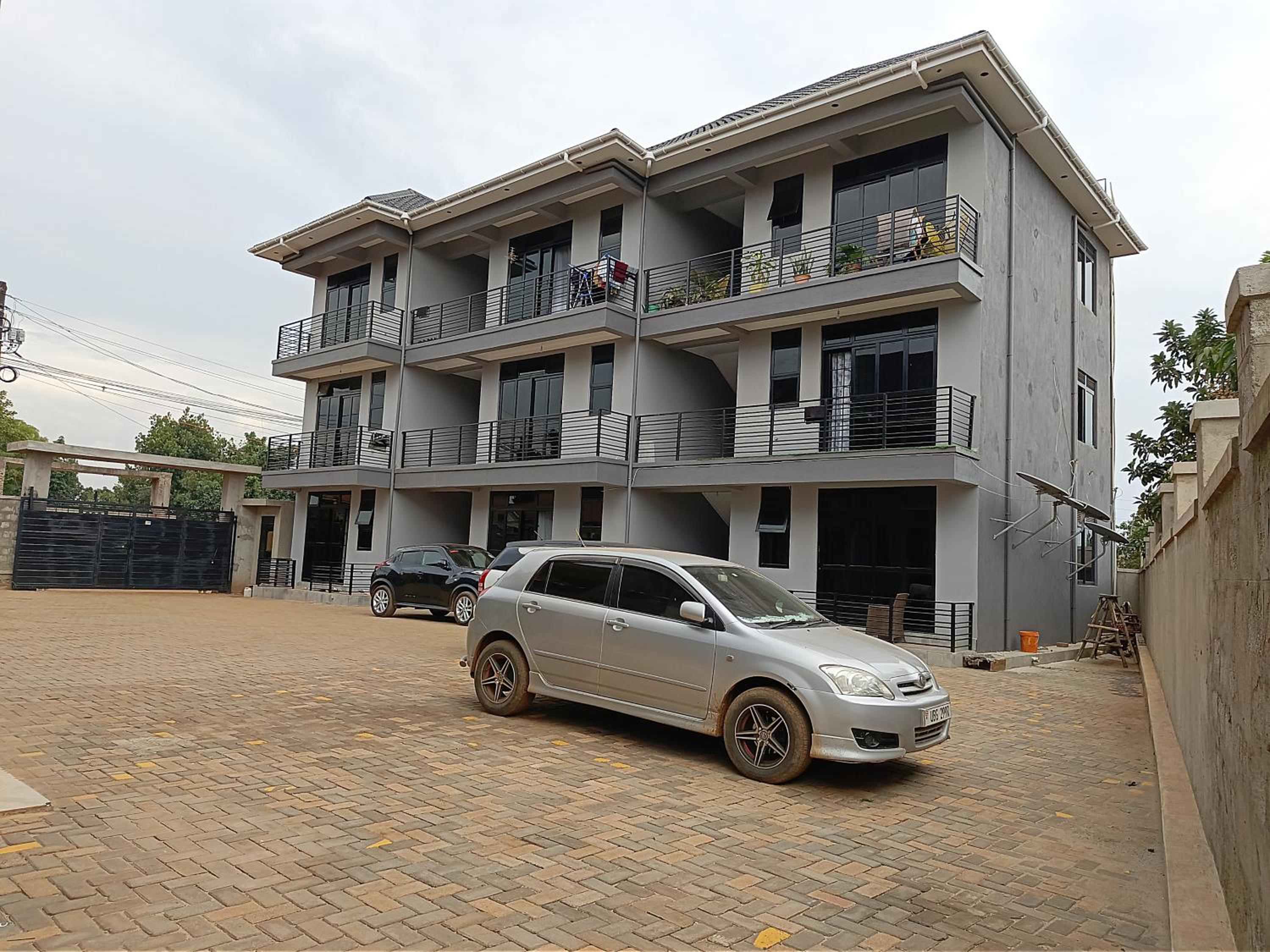 Lavish luxury apartments view 3