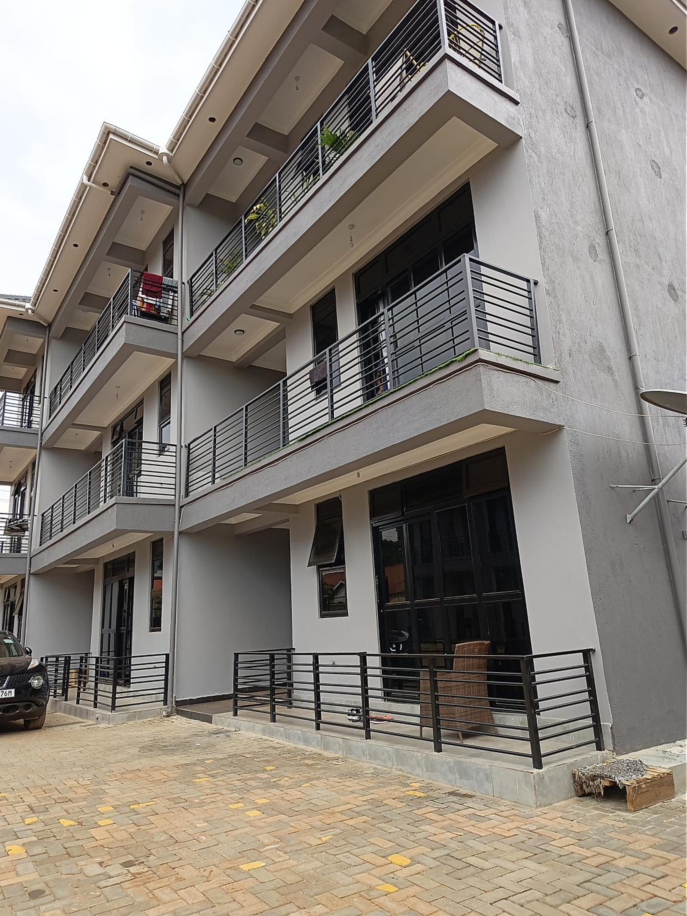 Lavish luxury apartments view 5