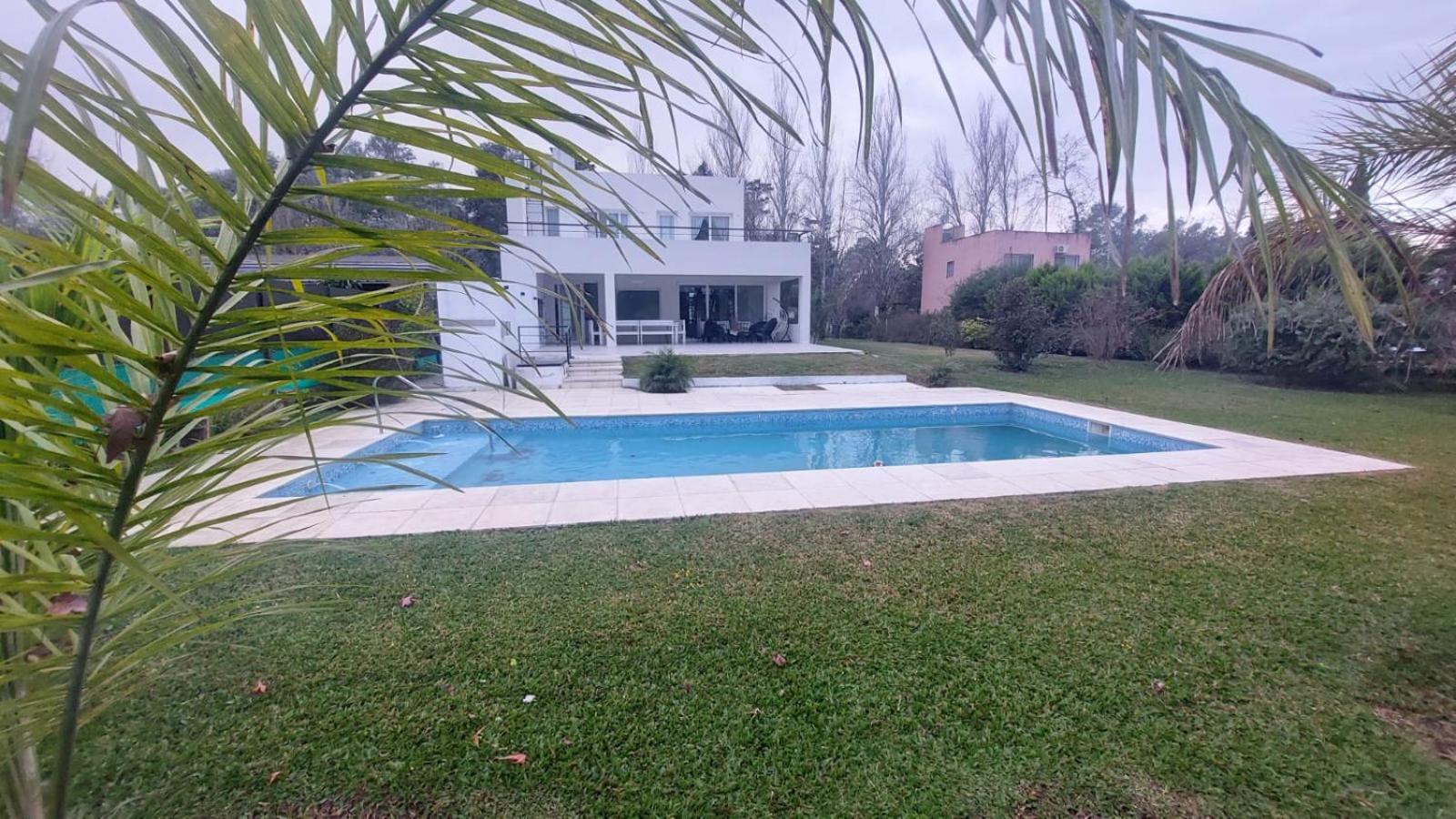 Casa Ravi