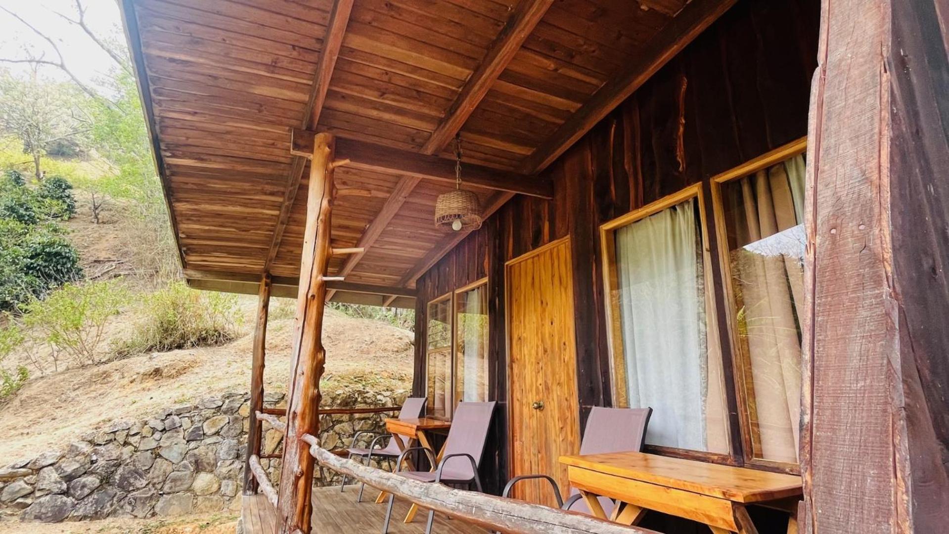 El Toucanet Lodge & Restaurante