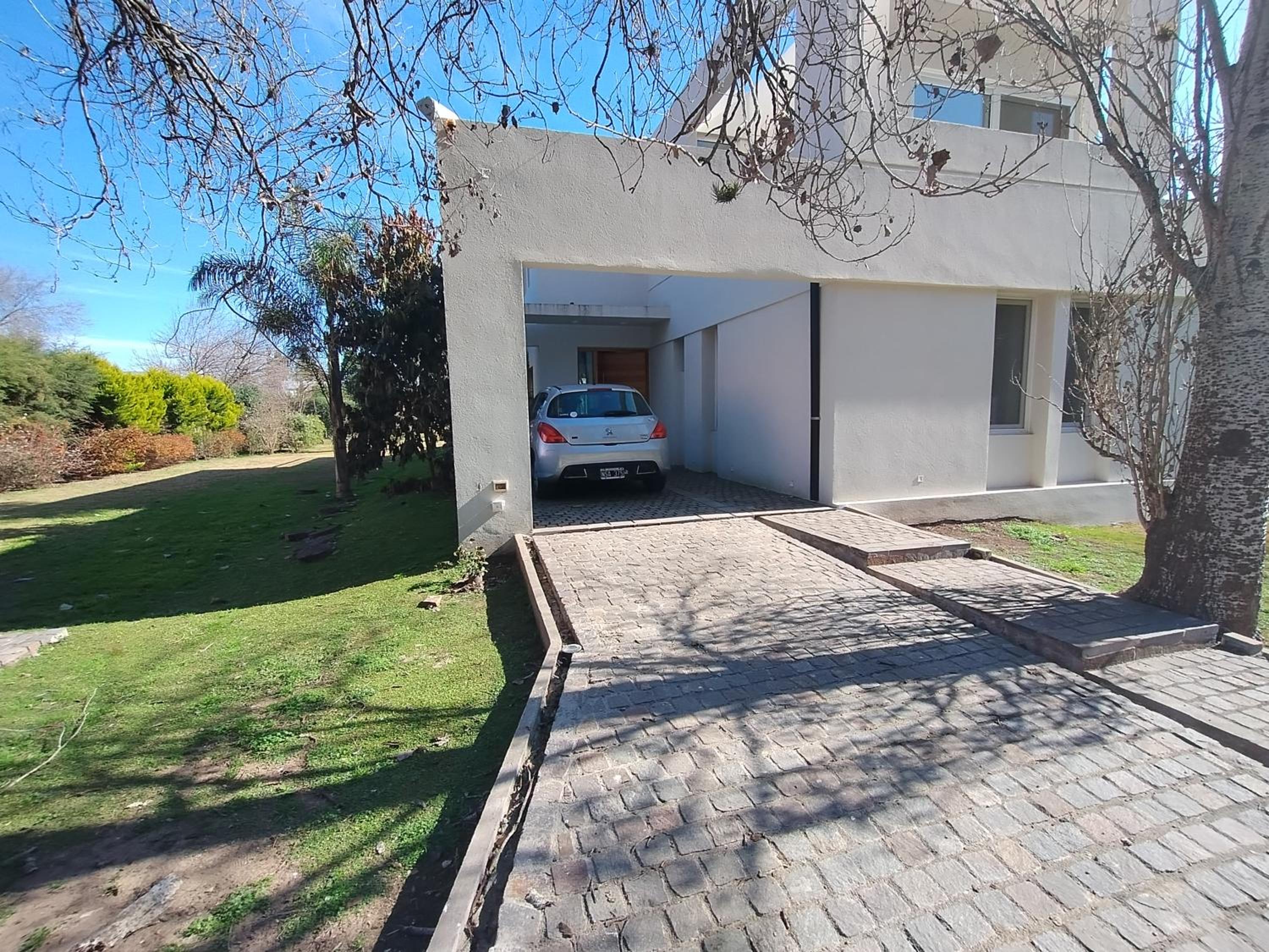 Casa Ravi