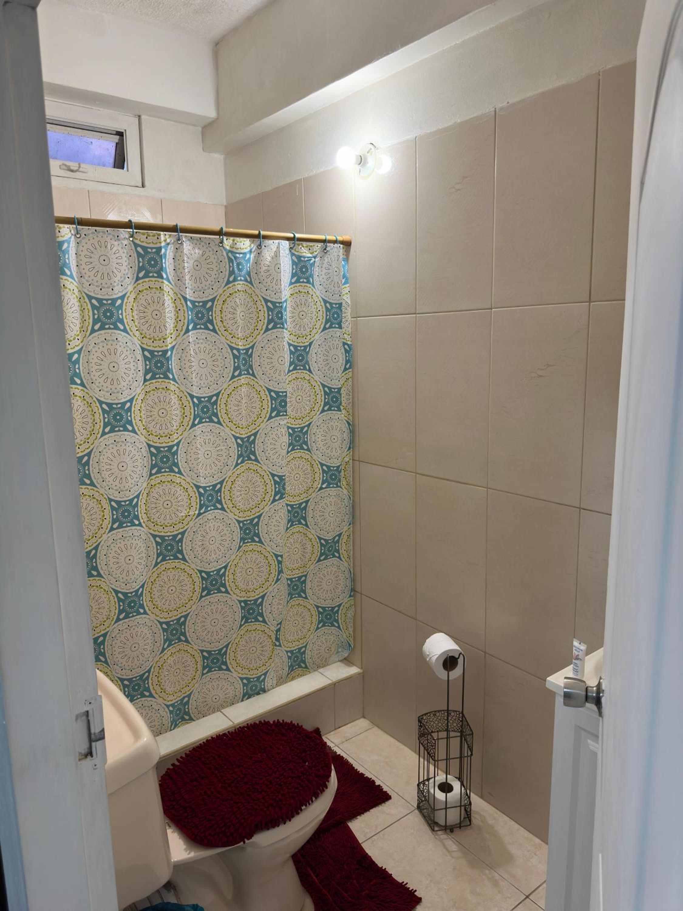 Cozy one Bedroom & Car rental Apartment Garden side