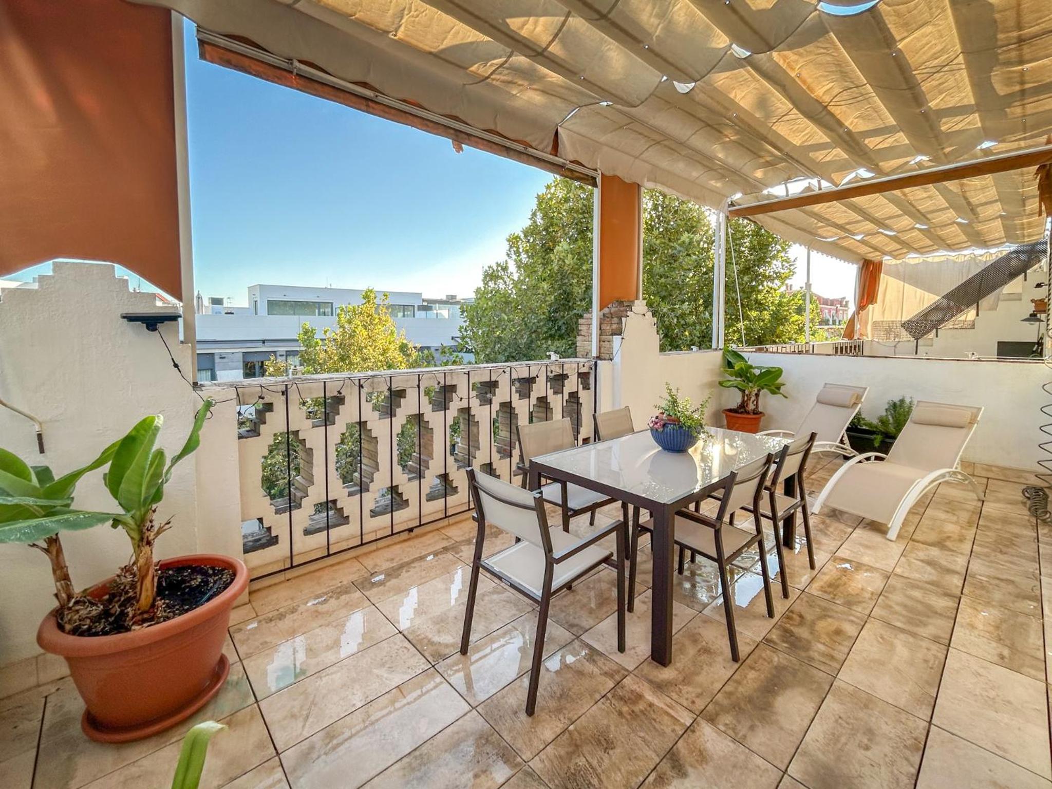 Charming 2 Bedroom Boutique Triplex Apartment with Private Terrace at Seville City Center by OCityzen