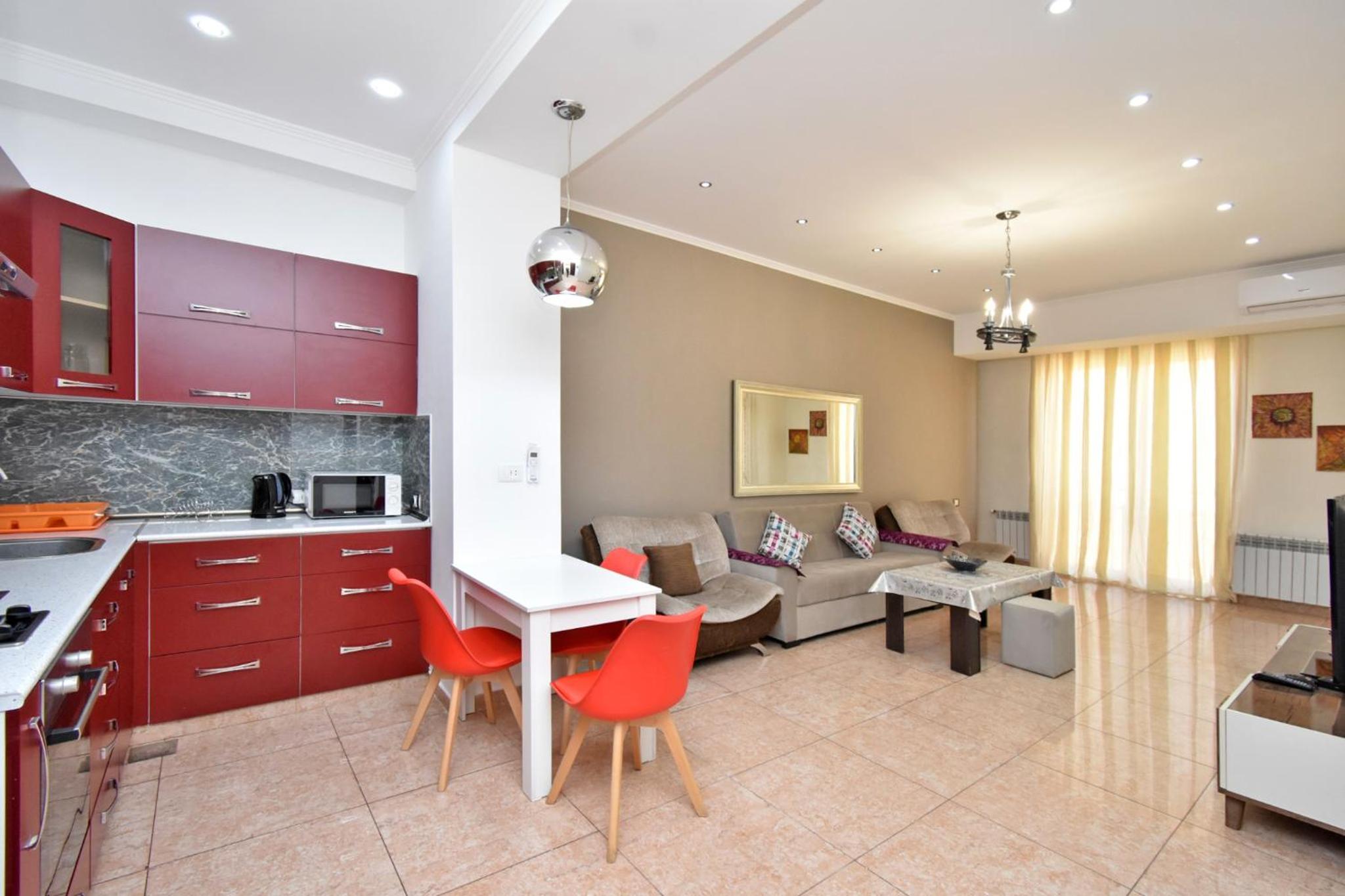 1 bedroom, Modern New Euro Renovated apartment BU1399