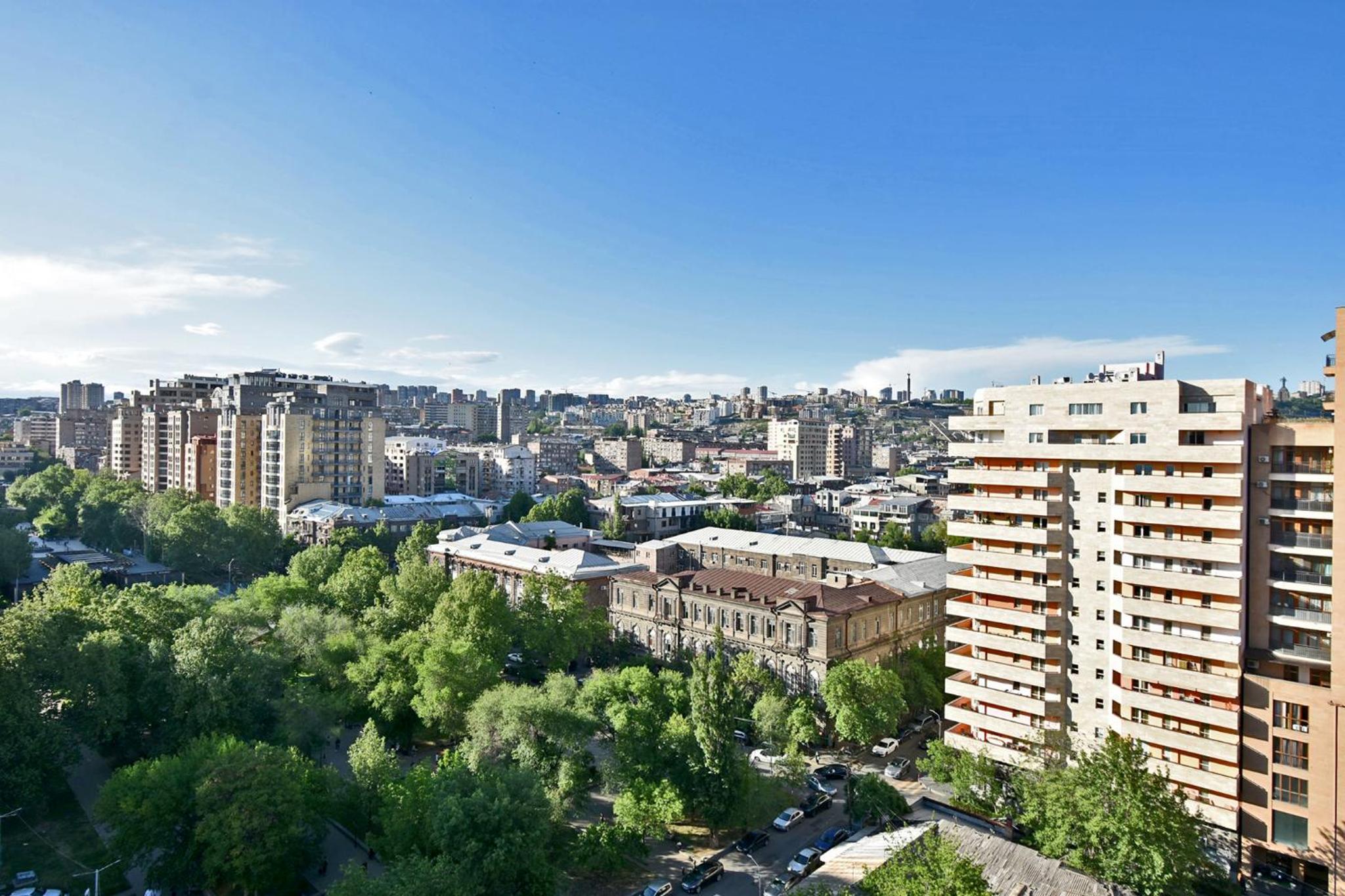 1 bedroom, Modern New Euro Renovated apartment BU1399