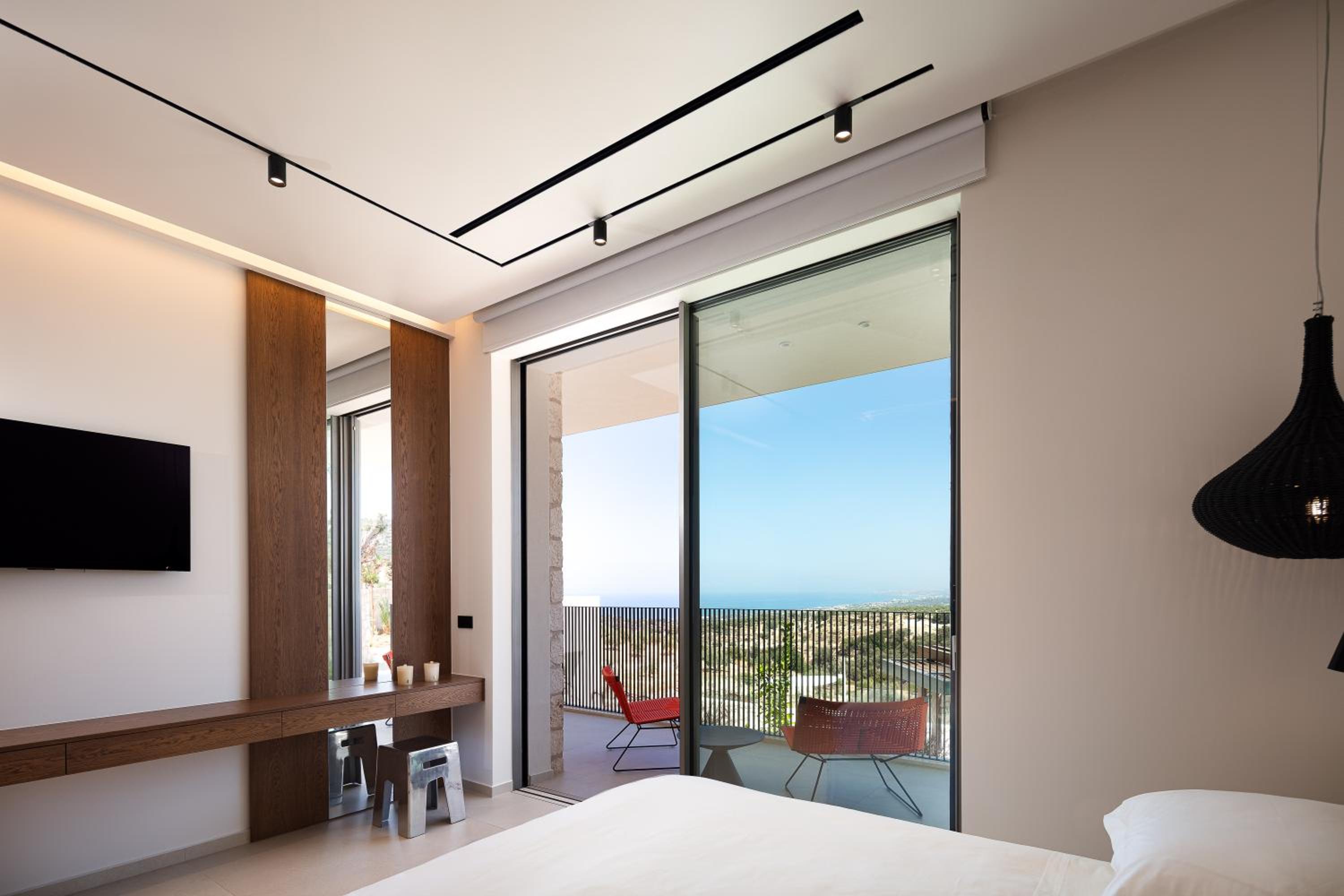 Stella Cadente - Awaken to 5star Luxury by etouri