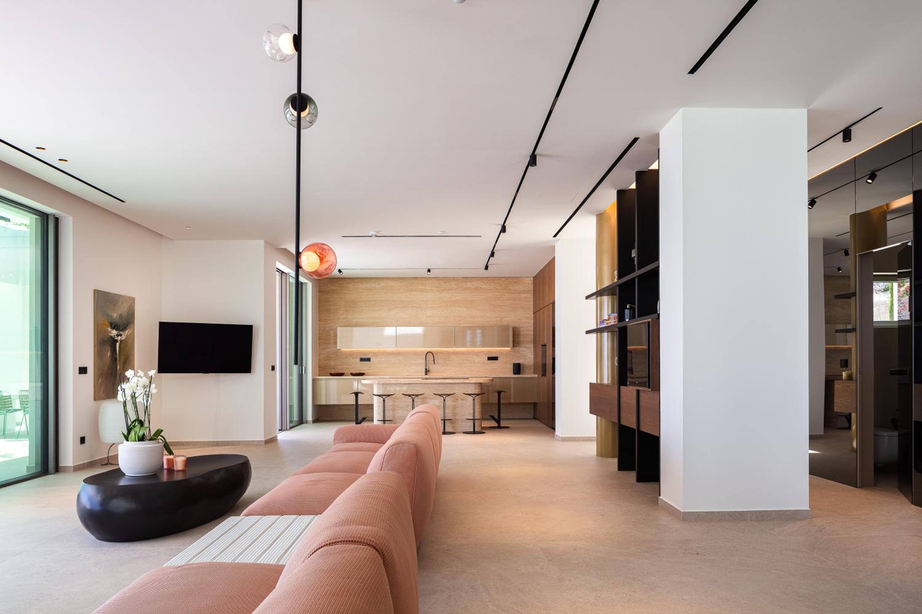 Stella Cadente - Awaken to 5star Luxury by etouri
