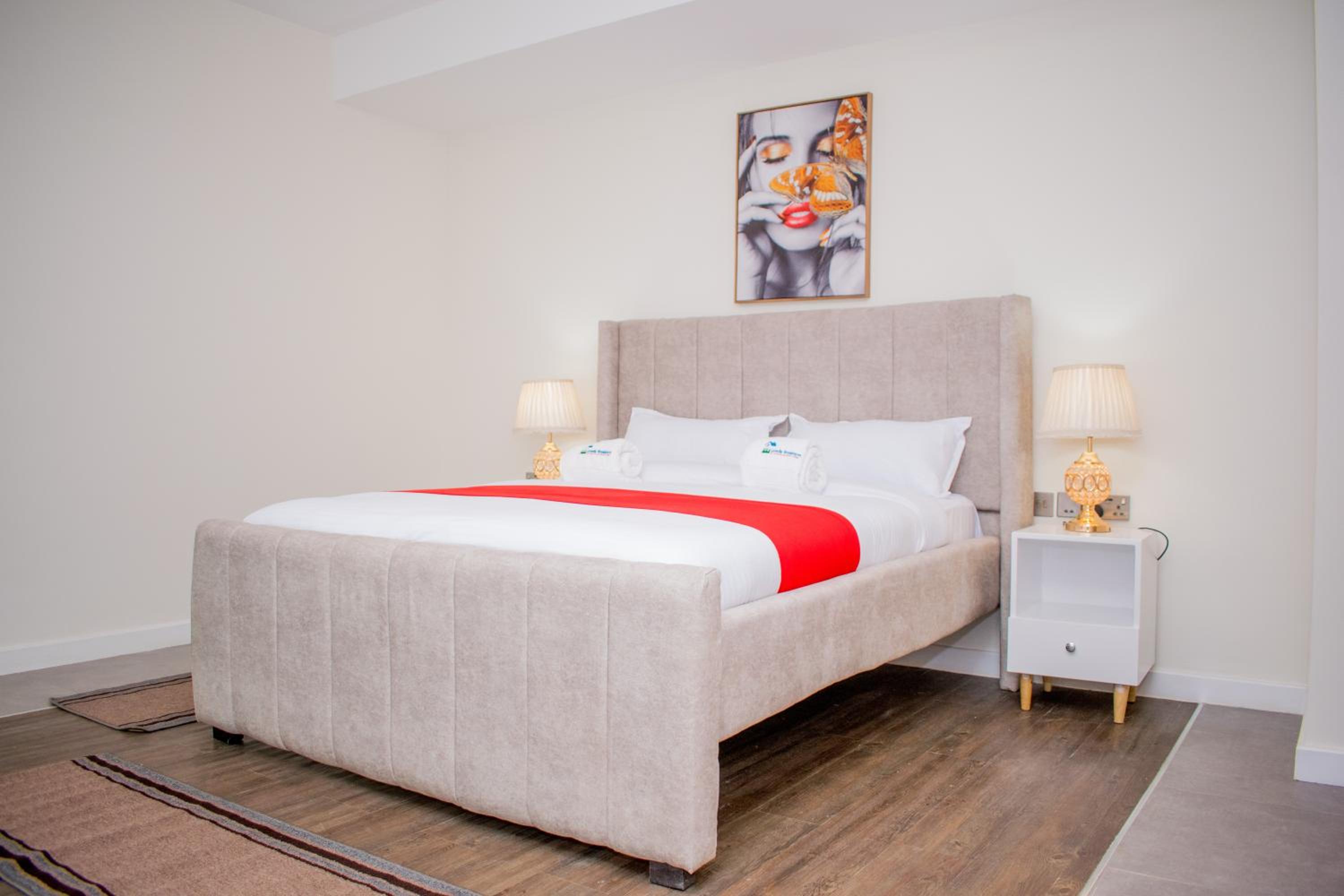 Capital M Luxury 1br by BednBeyond Eagle Westlands Nairobi with a Pool and City View photo 5