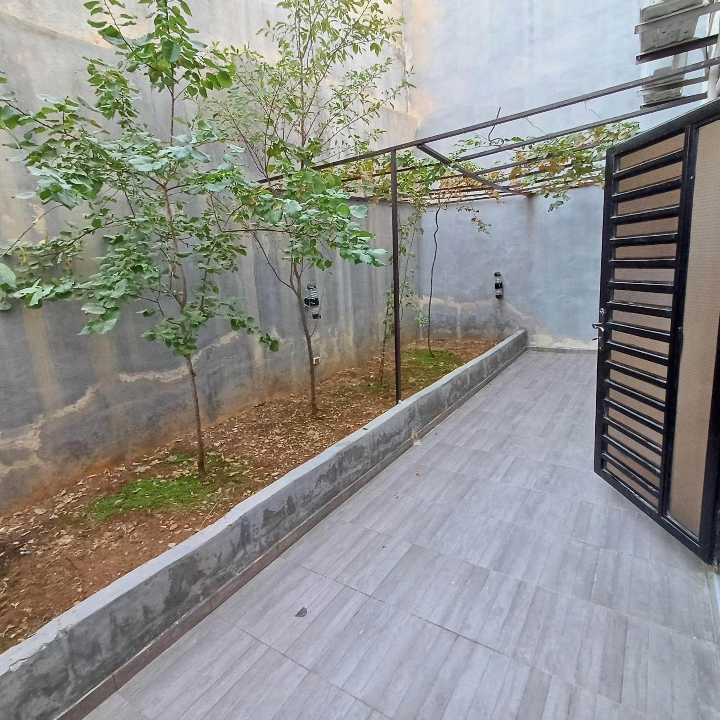 Laperla family apartment 1
