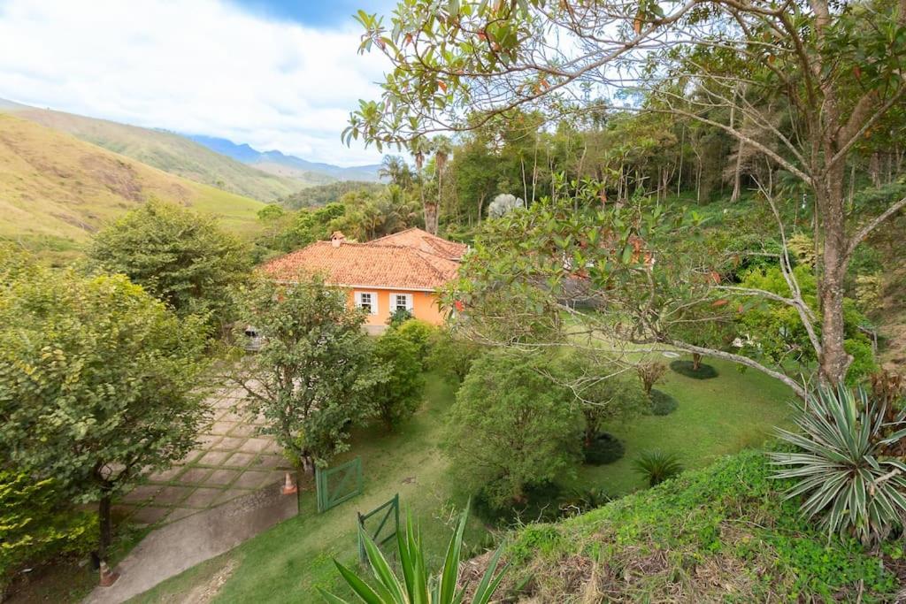 Sitio Monjolo -Refúgio aconchegante na natureza Serra de Itaipava
