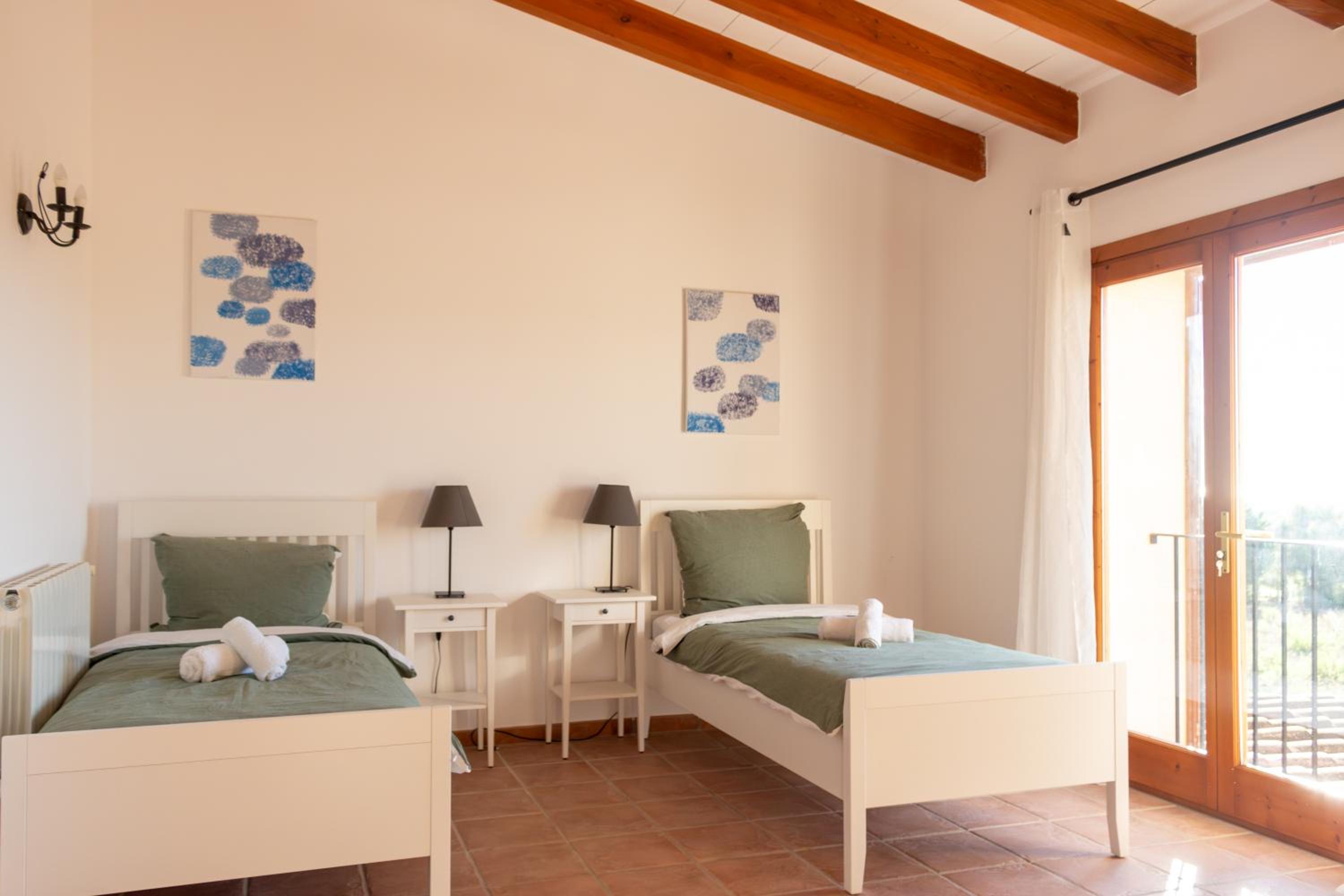 Idyllische Natur-Finca mit 12m Pool & Meerblick
