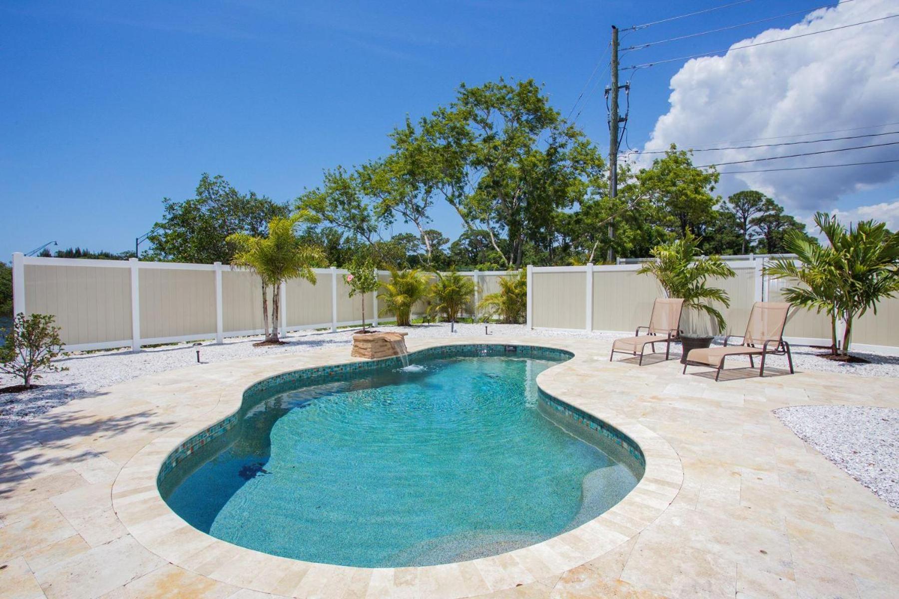 Tropical Waterfront Oasis - view 4