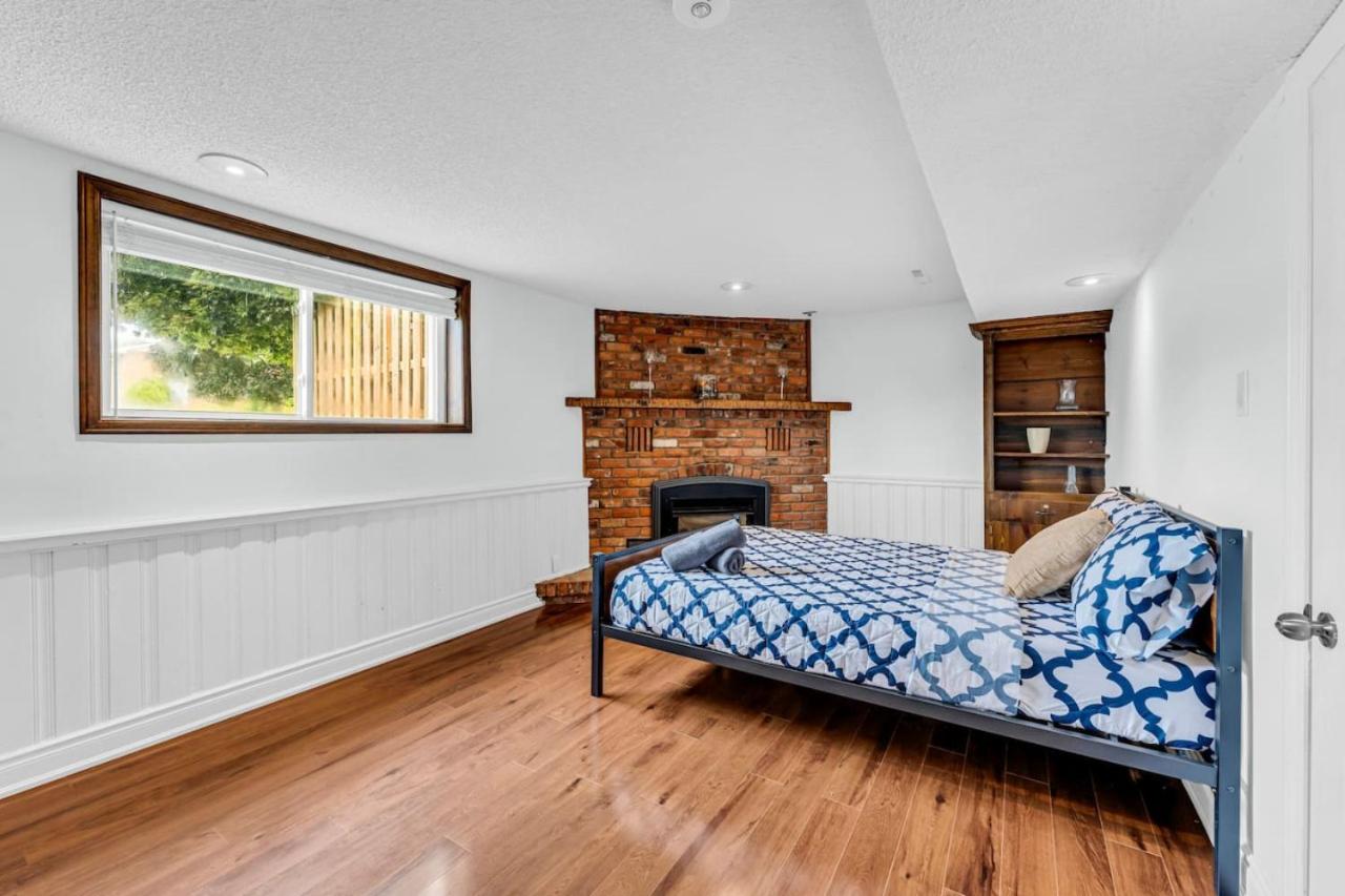 Cozy Home by Niagara Falls