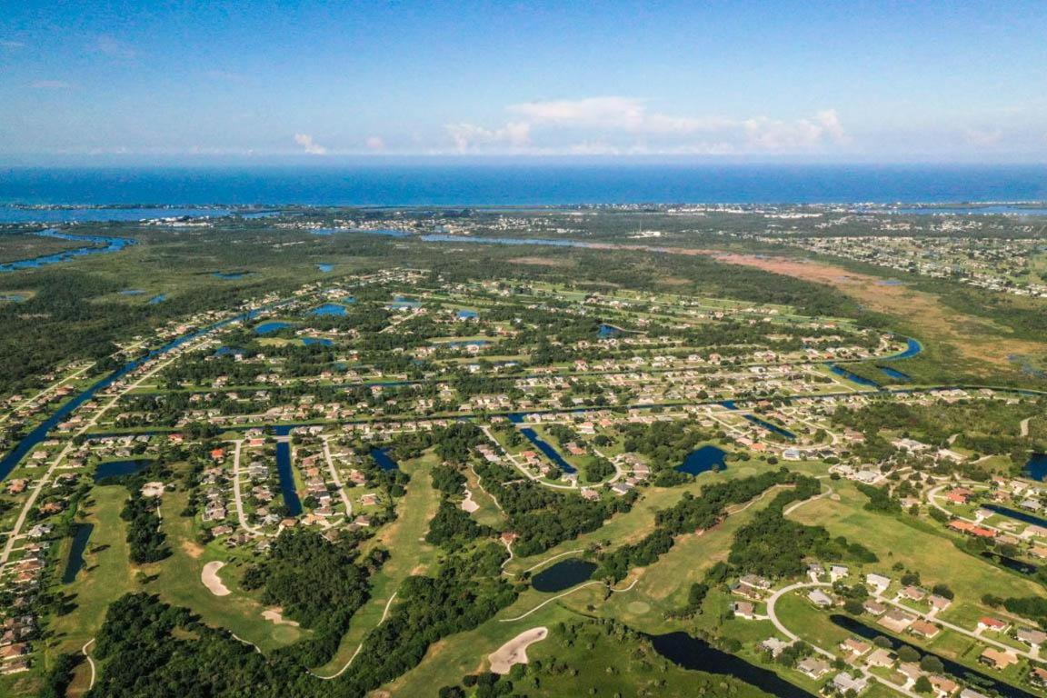 Medalist - 17 Medalist Circle - Property Image 3