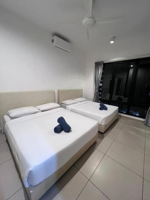 Cooling Spacious Cozy Home photo 8