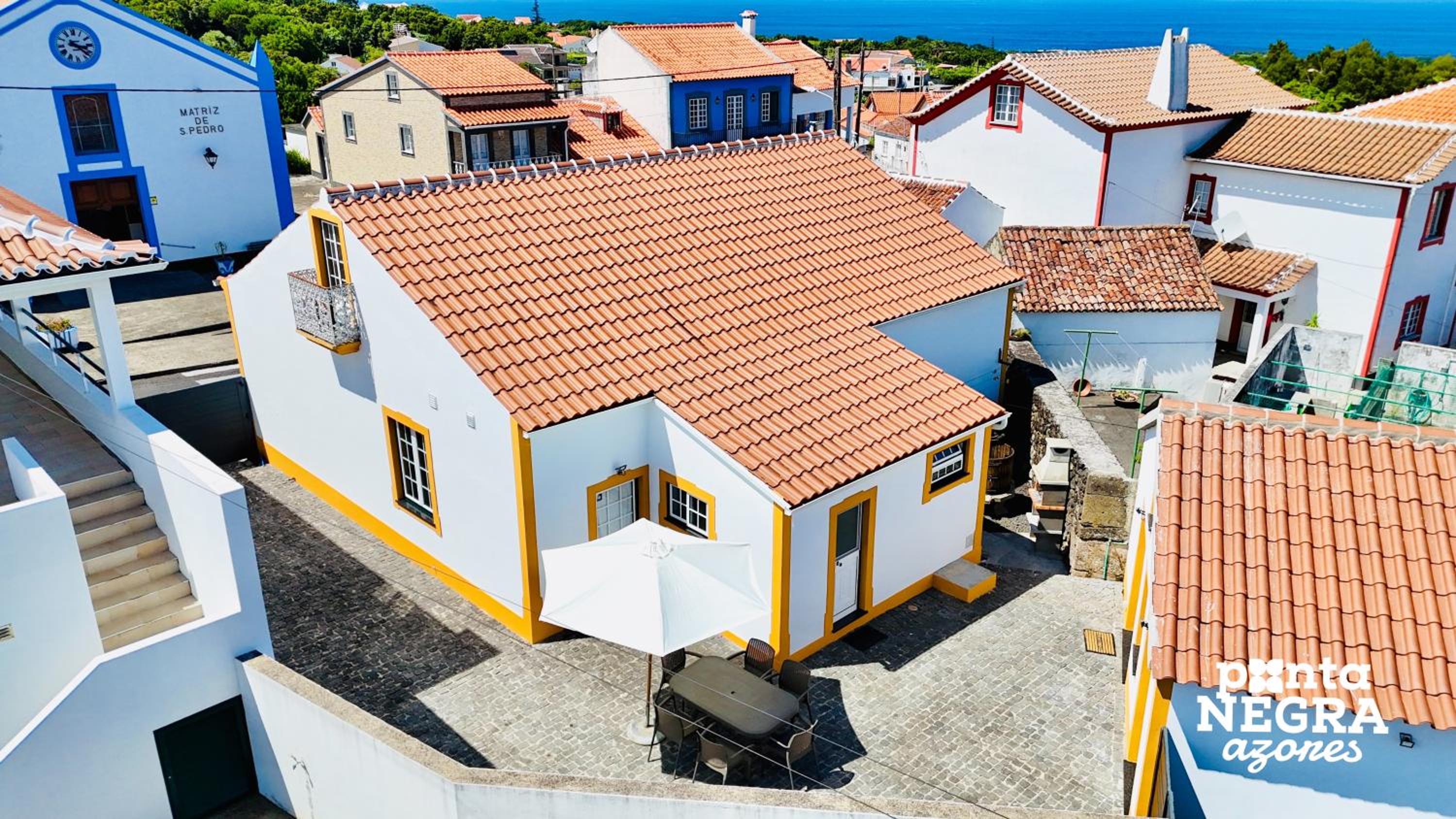 Casa da Gente by PontaNegraAzores