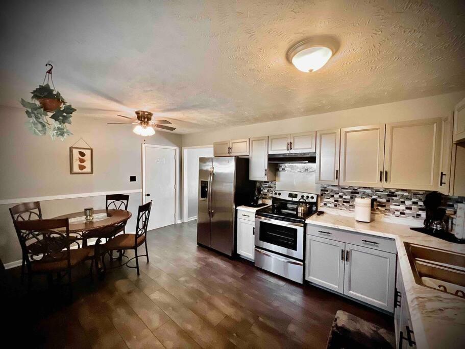 Com4ort Living Presents The Get-Away - Property Image 19