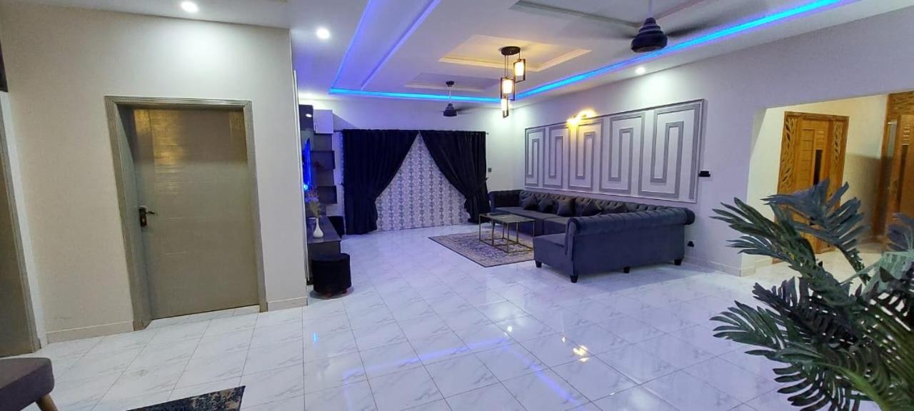 VELVET VIBES VILLA Near Islamabad Airport view 3
