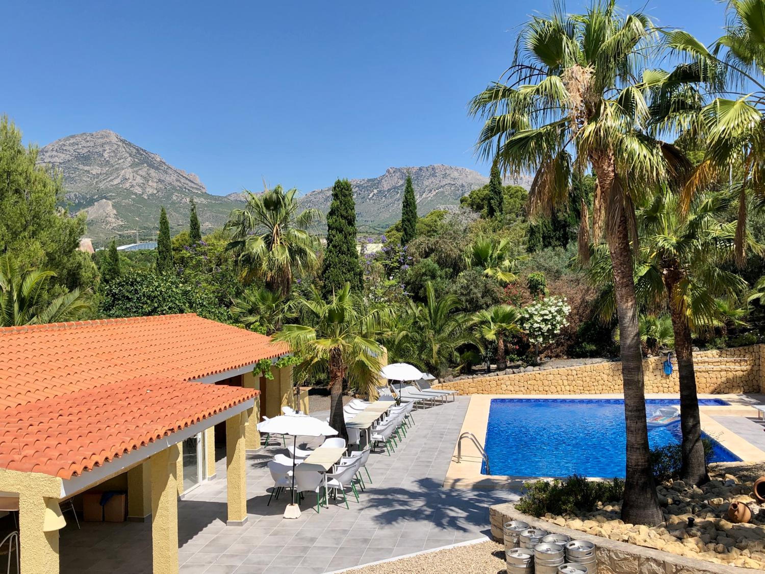 Villa Los Arcos