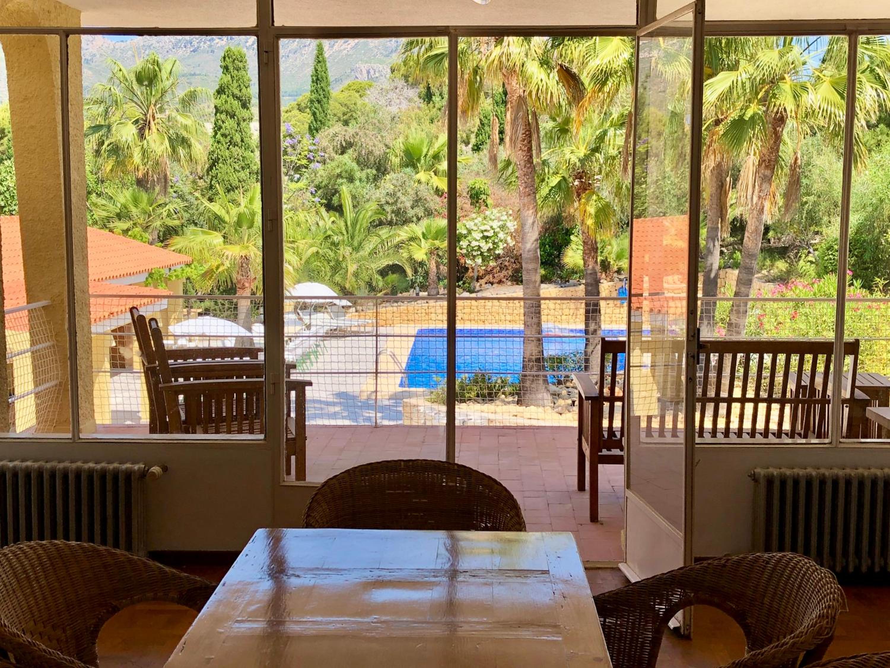 Villa Los Arcos