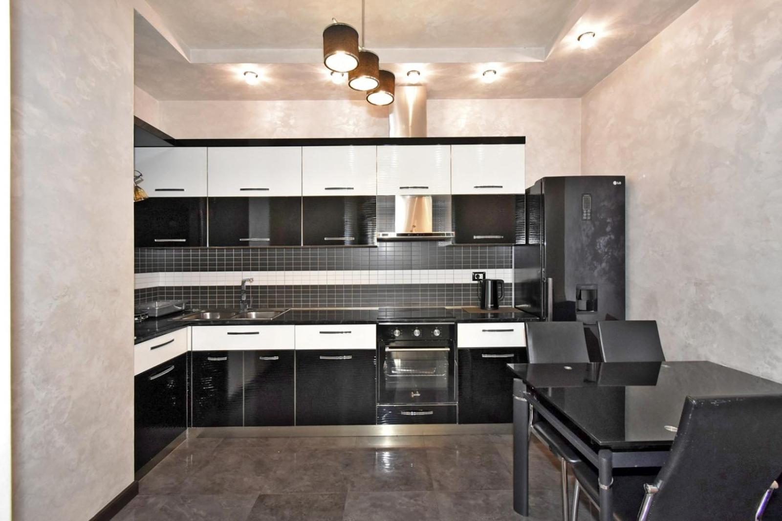 Northern Avenue , 2 bedrooms Beautiful, Spacious apartment HH777