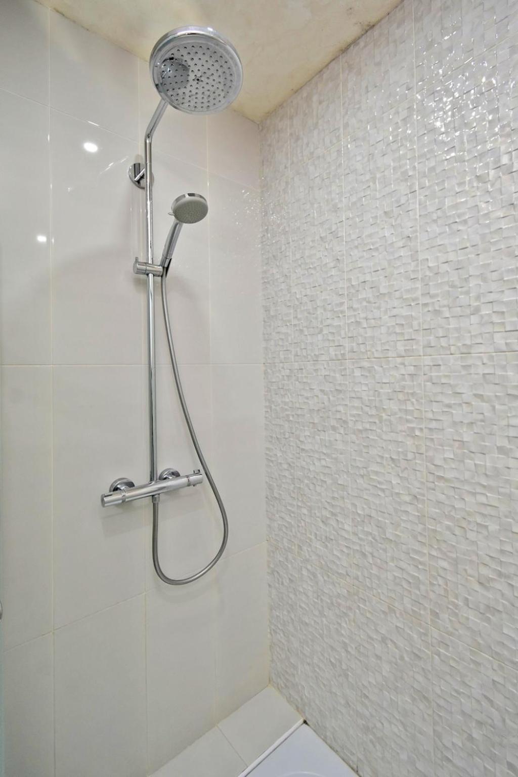 Northern Avenue , 2 bedrooms Beautiful, Spacious apartment HH777