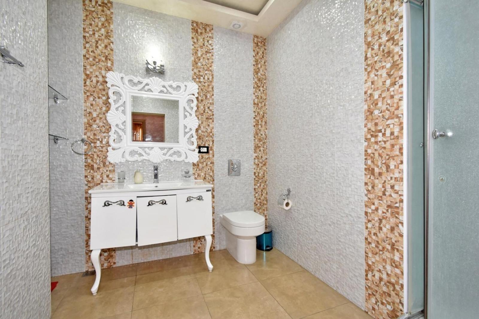 Northern Avenue , 2 bedrooms Beautiful, Spacious apartment HH777