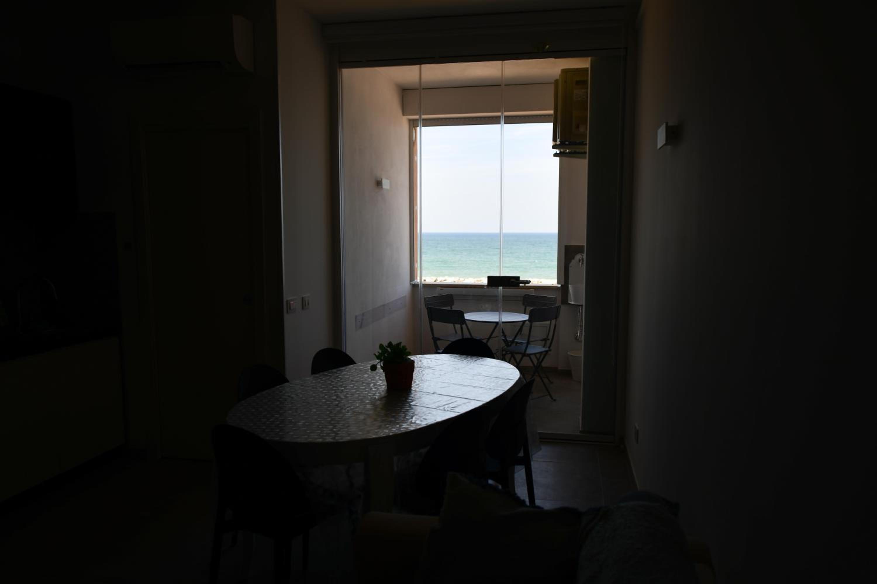 NON DISTA APARTMENT Appartamentino sul mare photo 3