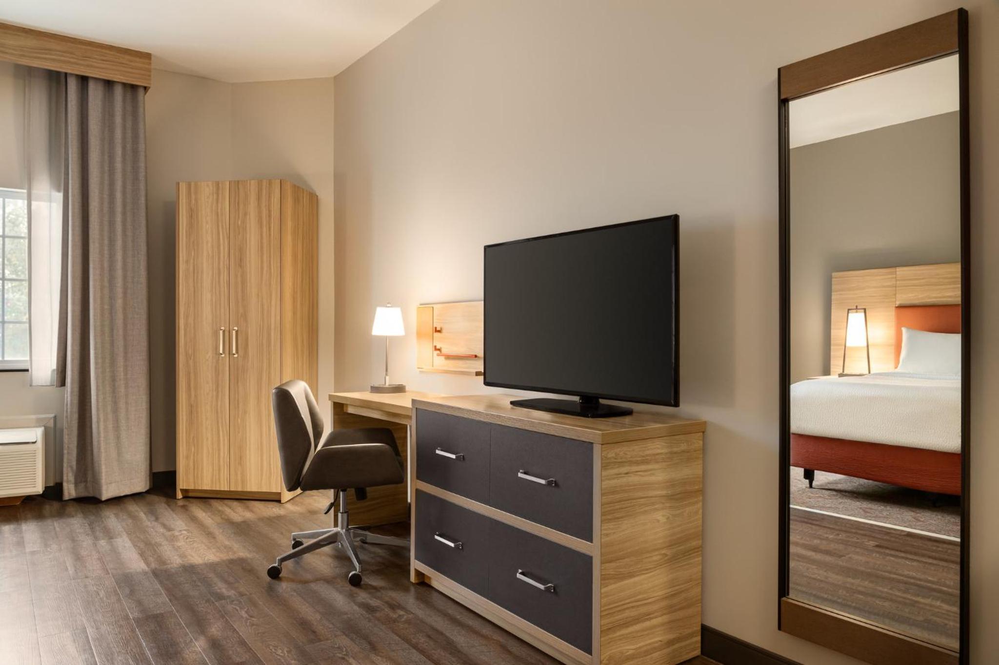 Mount Pleasant Vacations - Candlewood Suites Mount Pleasant, an IHG Hotel - Property Image 9