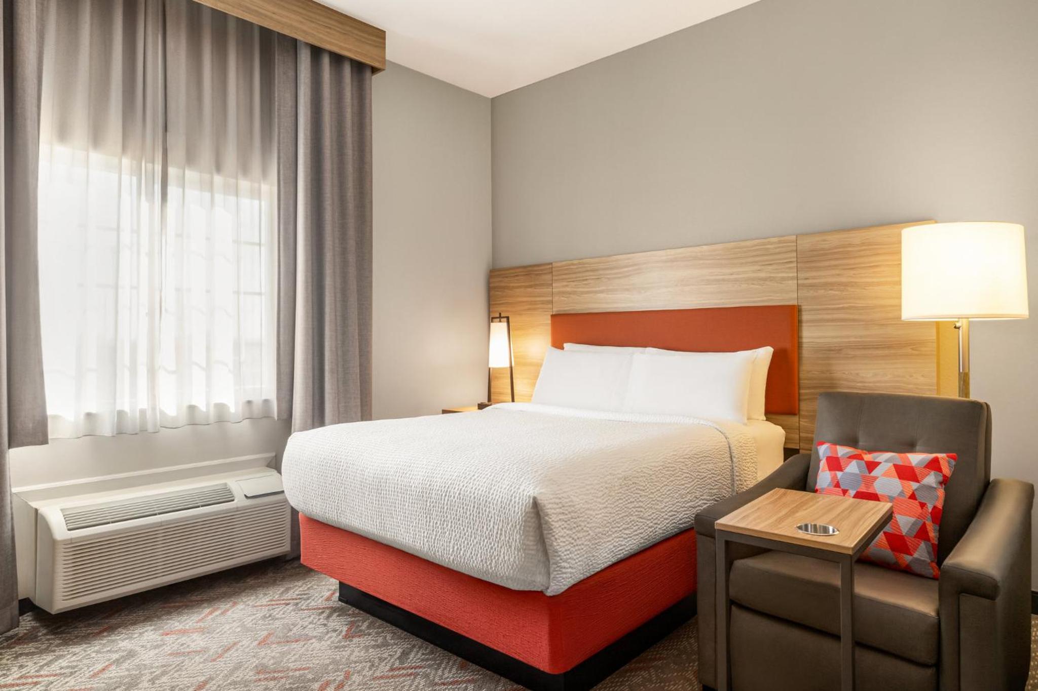 Mount Pleasant Vacations - Candlewood Suites Mount Pleasant, an IHG Hotel - Property Image 3