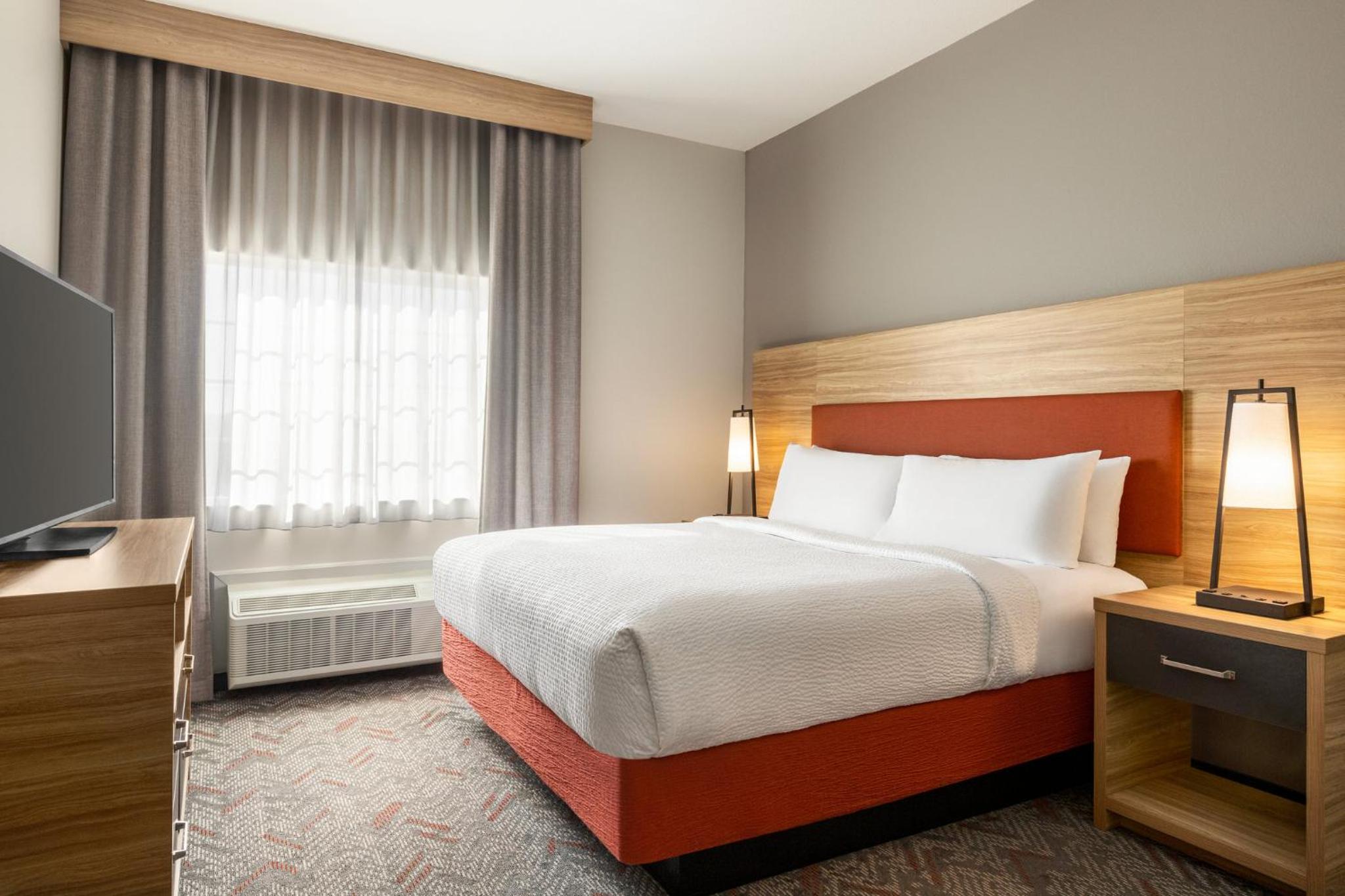 Mount Pleasant Vacations - Candlewood Suites Mount Pleasant, an IHG Hotel - Property Image 43