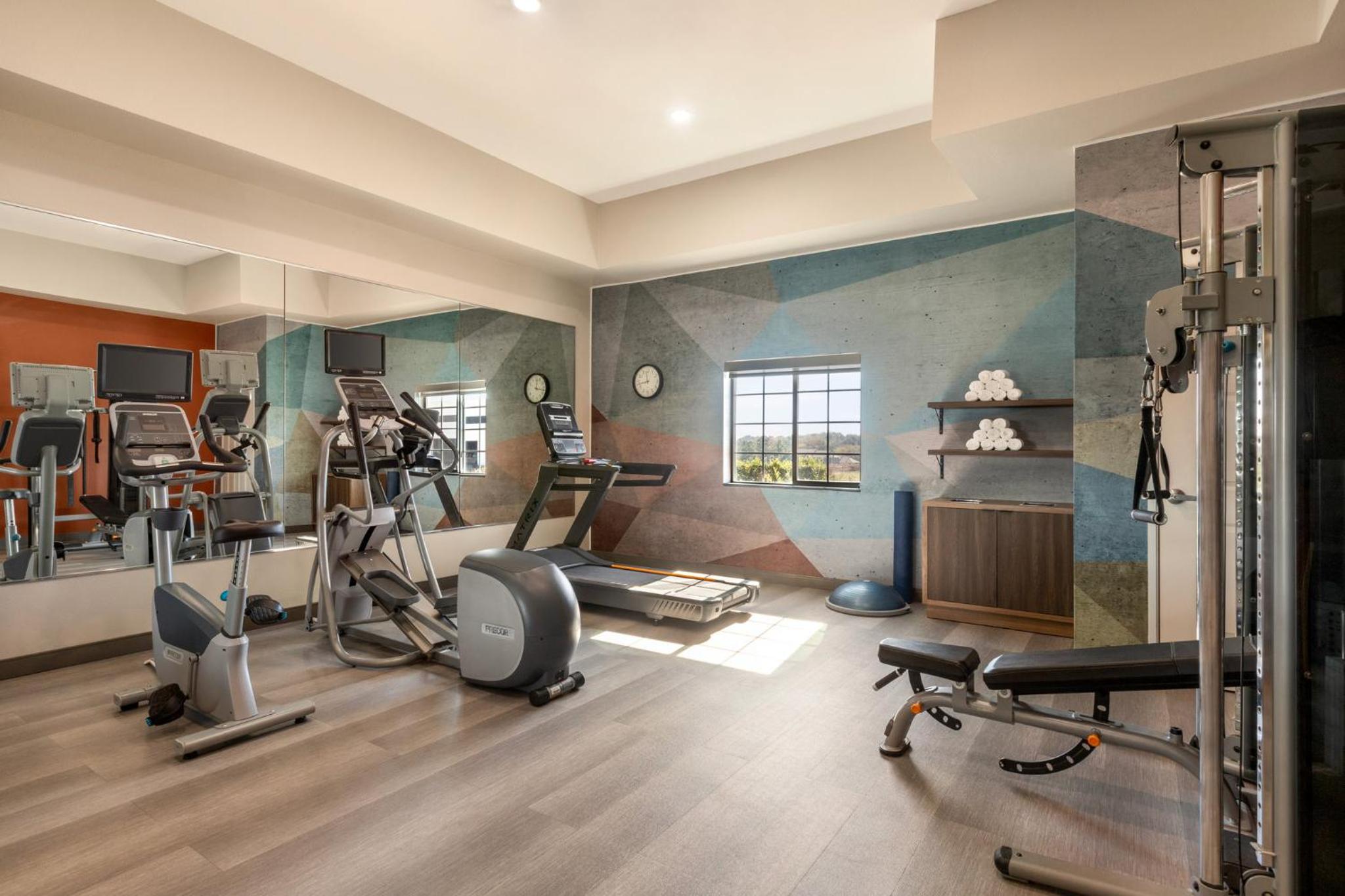 Mount Pleasant Vacations - Candlewood Suites Mount Pleasant, an IHG Hotel - Property Image 36