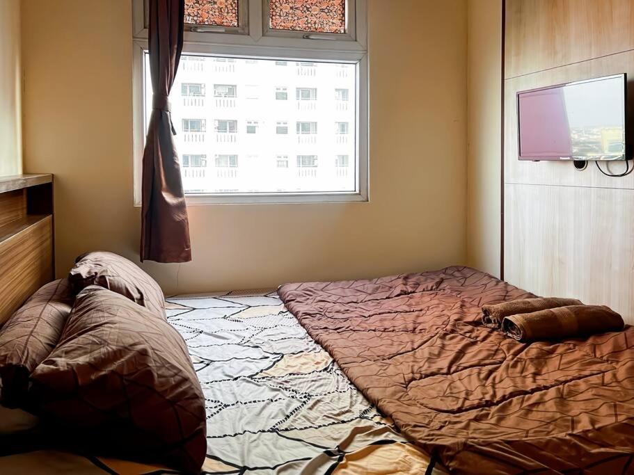 2BR Apt Green Pramuka with Pool & Wi-Fi by 2ndHome view 5