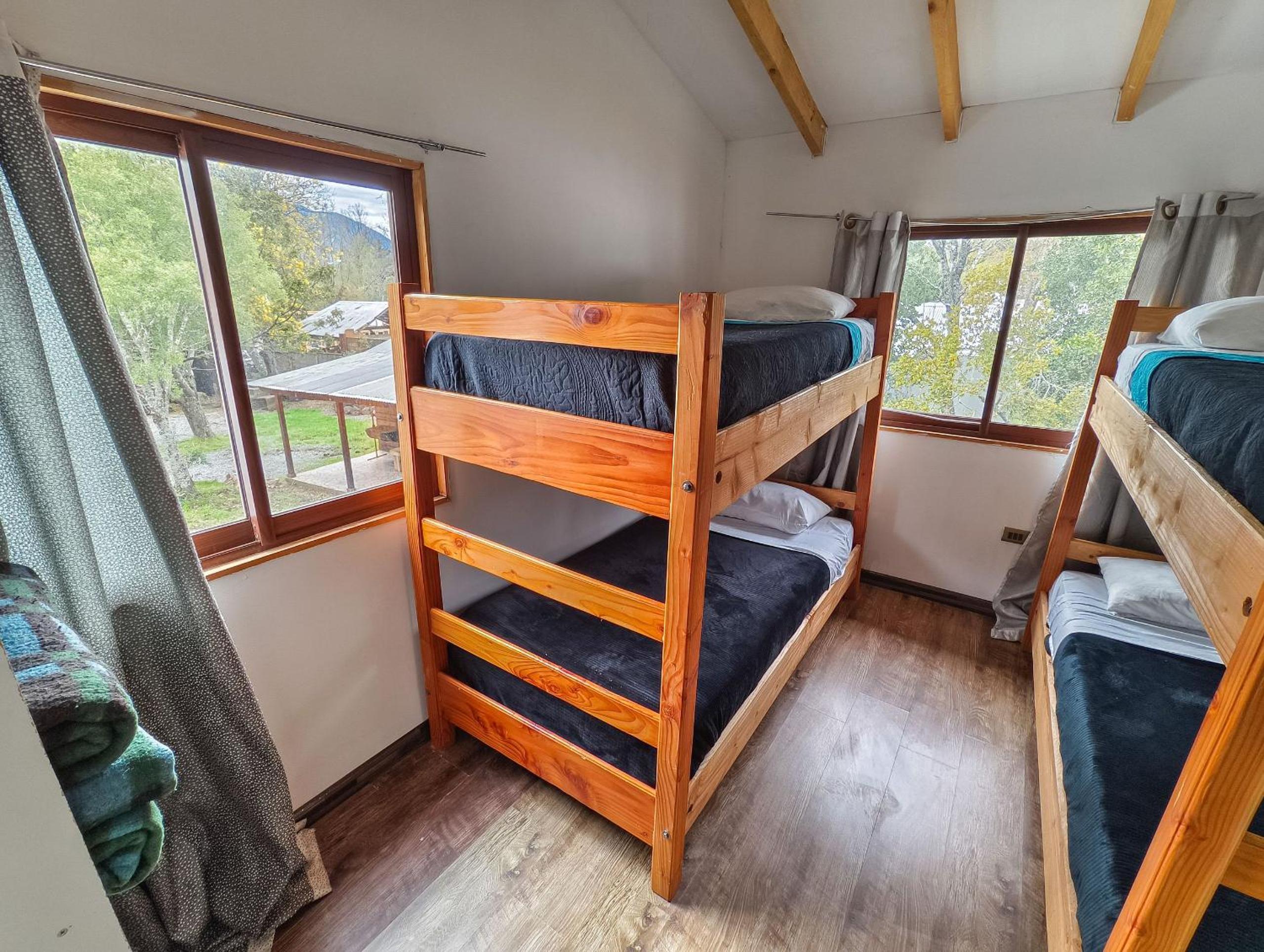 Cabaña para 6 con juegos - La Casona Pucón