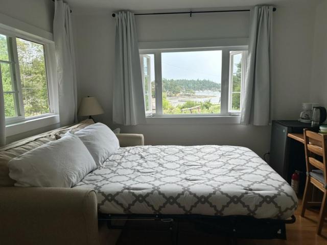 Silva Bay View BnB