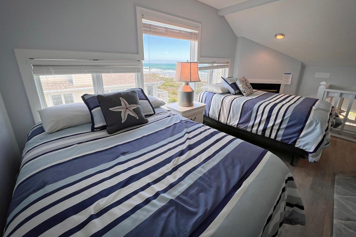 Salty Sunrise by Sea Scape Properties view 4