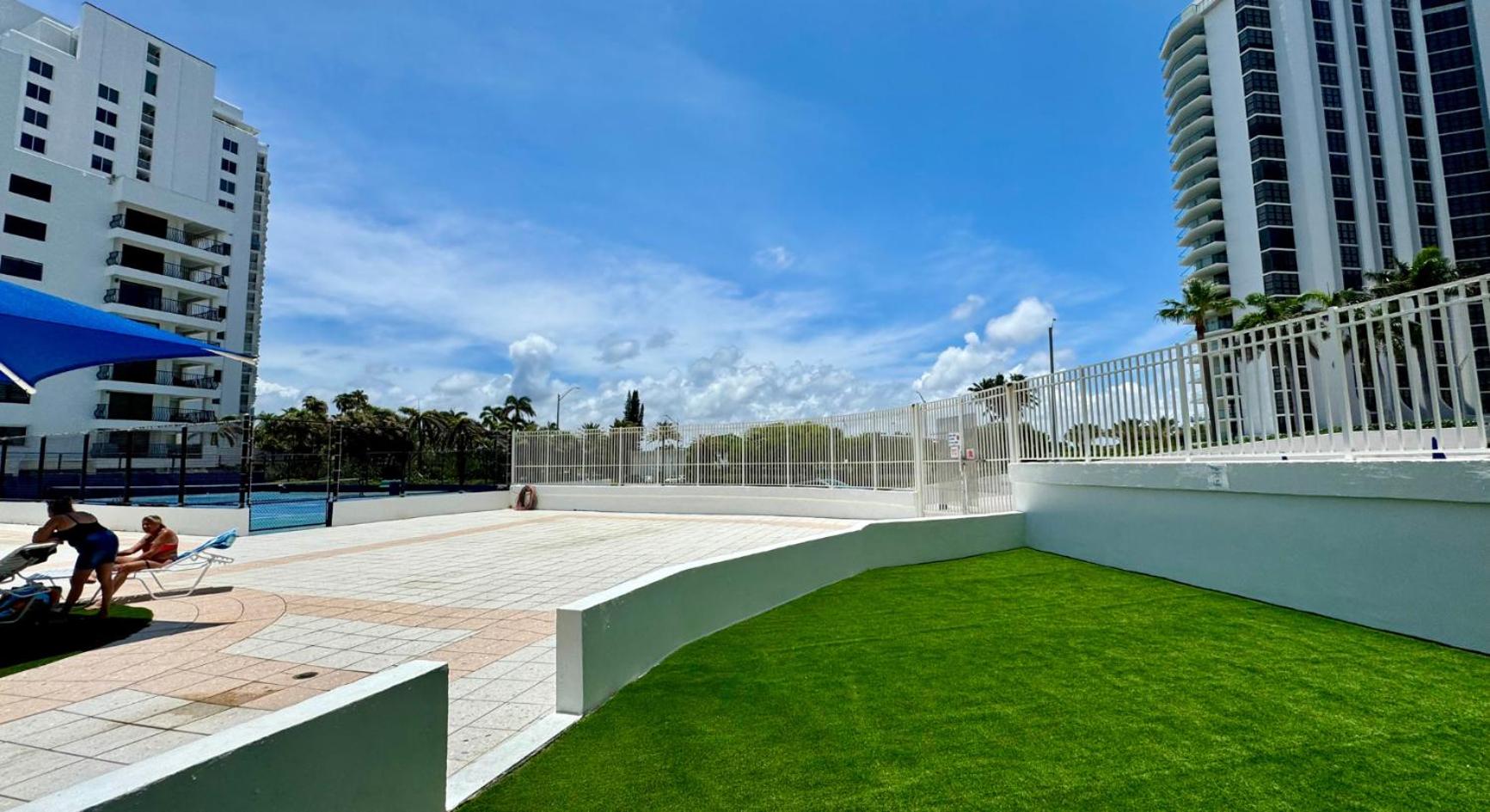 SeaStays-Miami Beach Apartments
