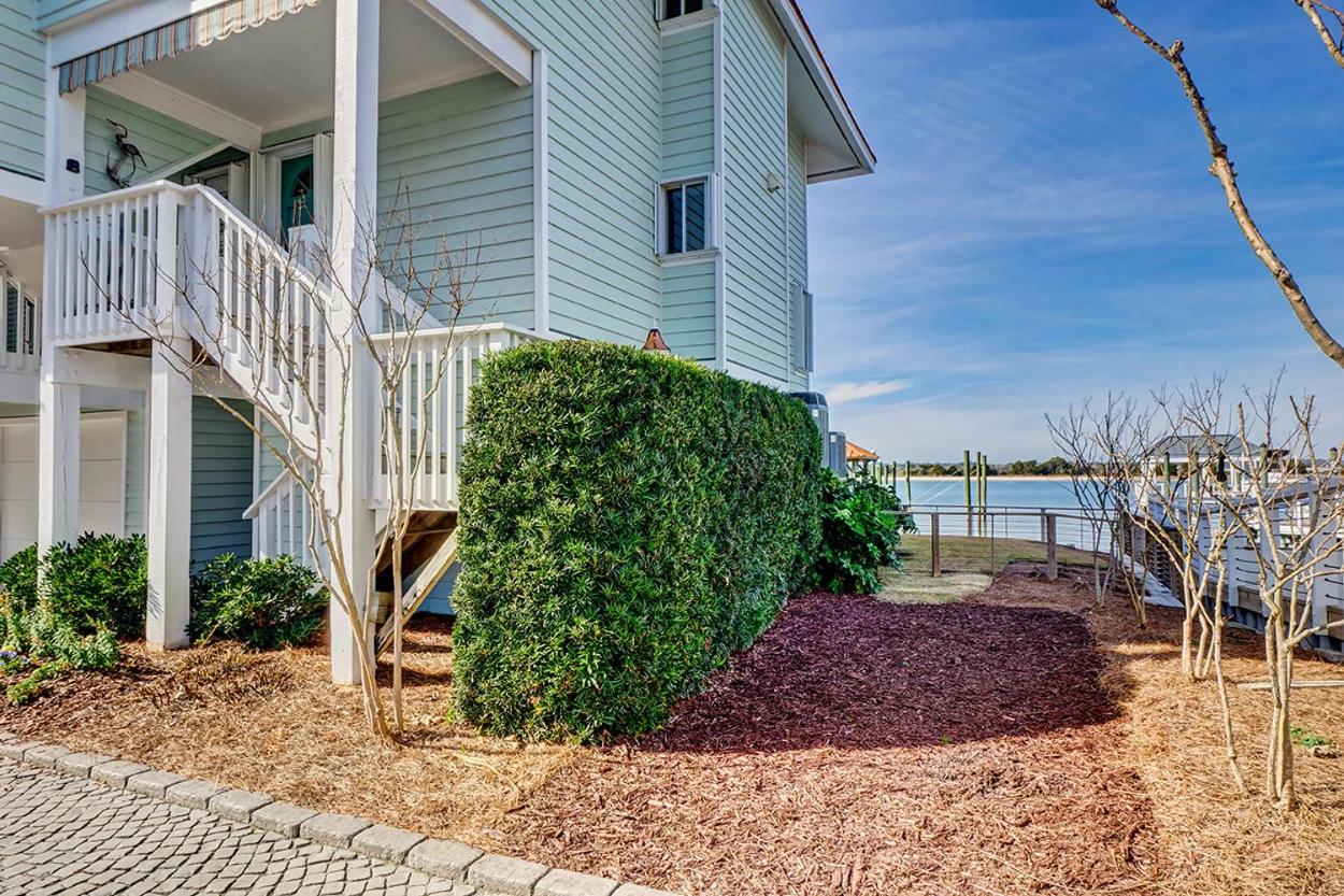 Sea Dog Retreat by Sea Scape Properties