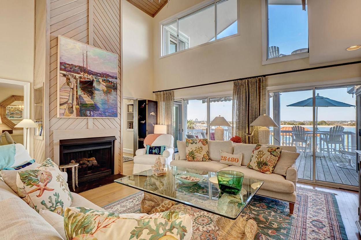 Sea Dog Retreat by Sea Scape Properties