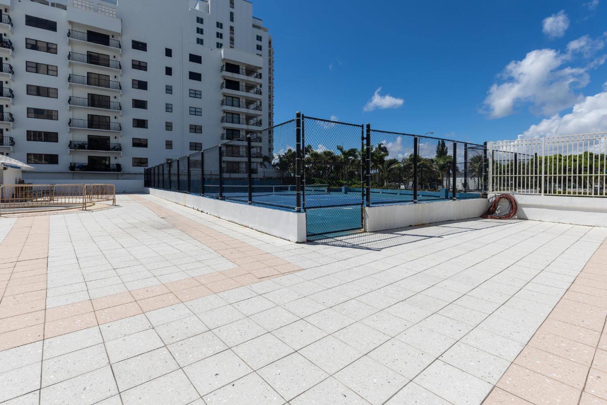 SeaStays-Miami Beach Apartments