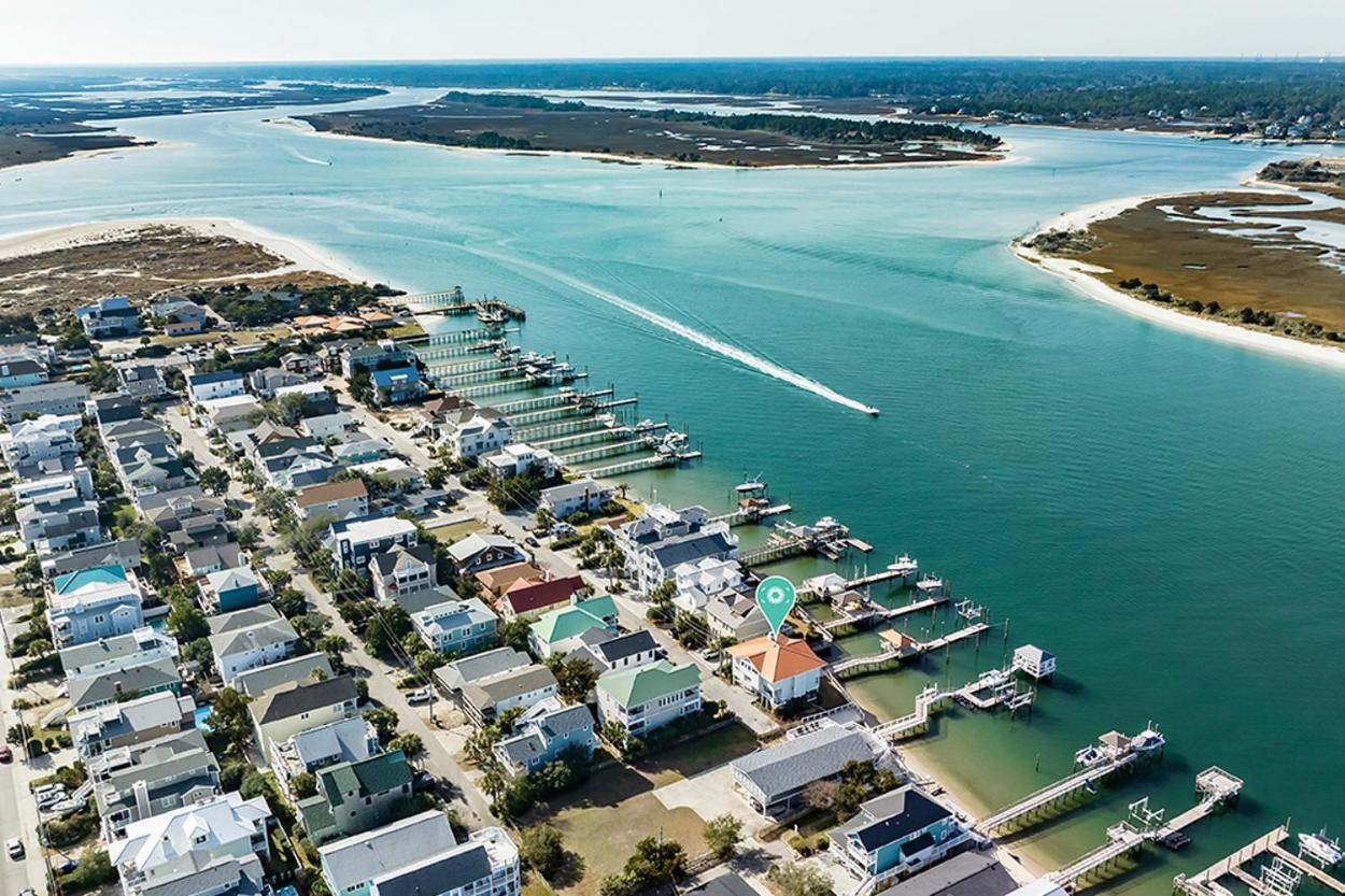 Sea Dog Retreat by Sea Scape Properties
